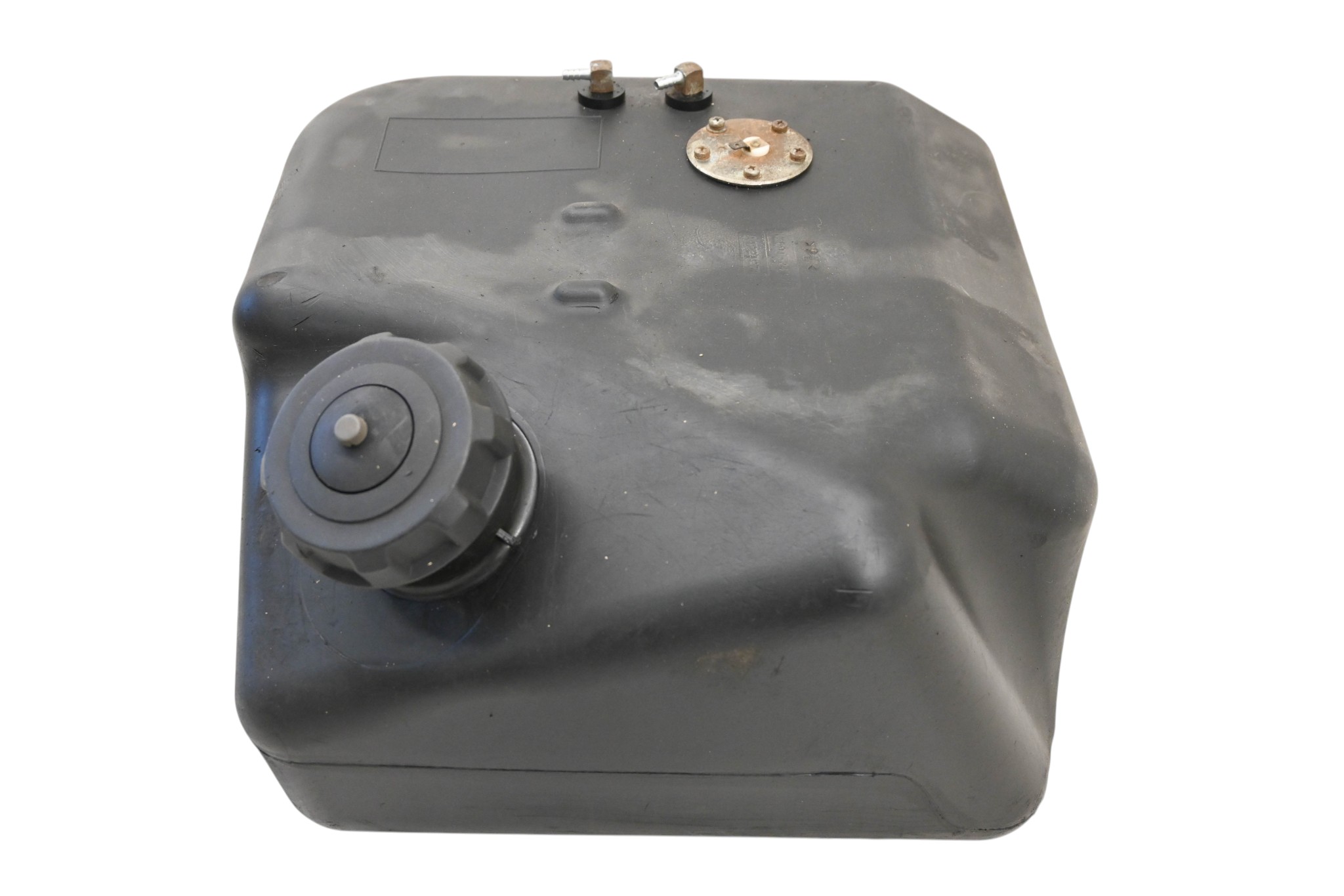 21 Kubota RTV-X1140W Gas Tank & Fuel Petcock