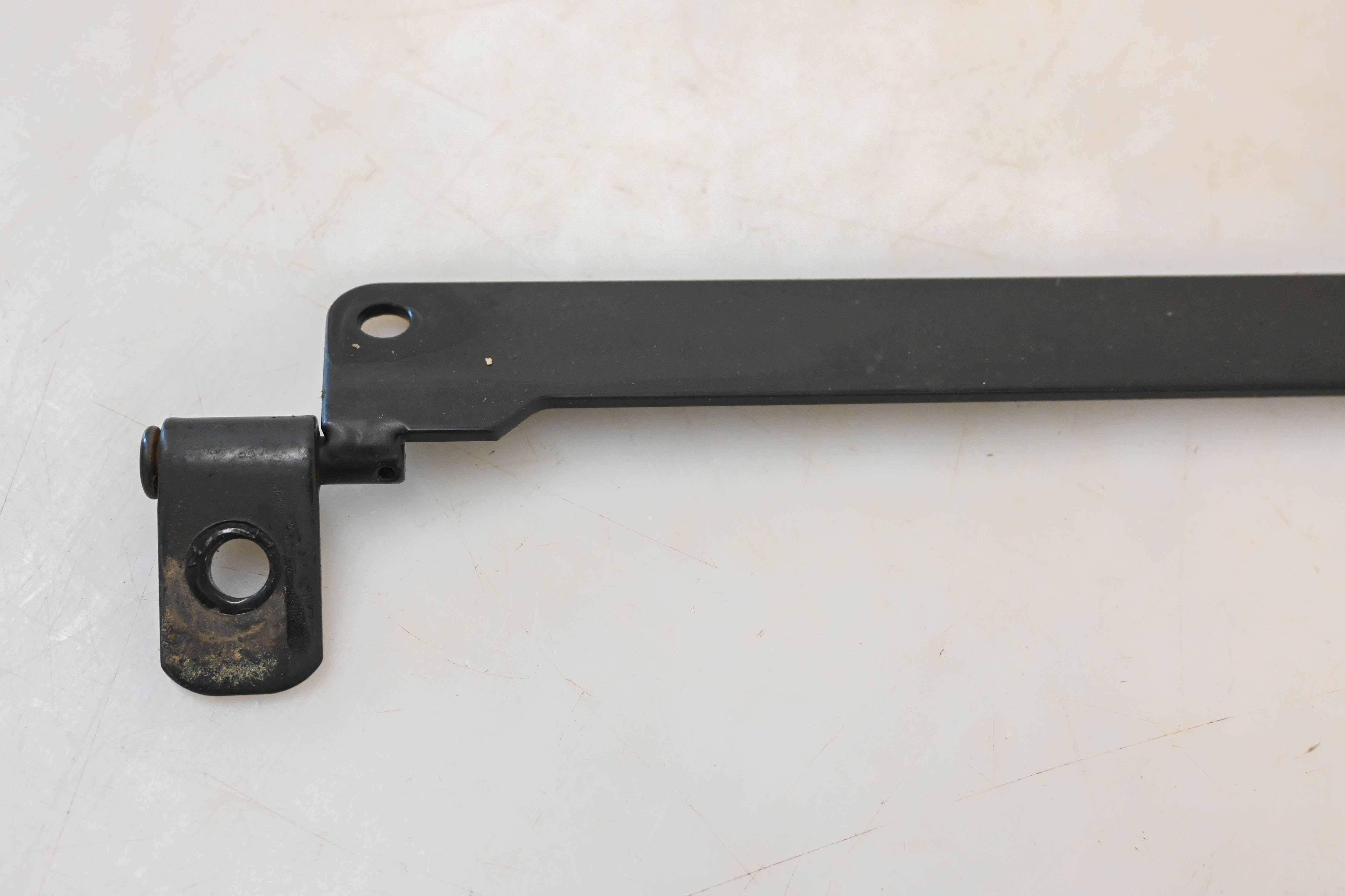 21 Kubota RTV-X1140W Hood Hinge