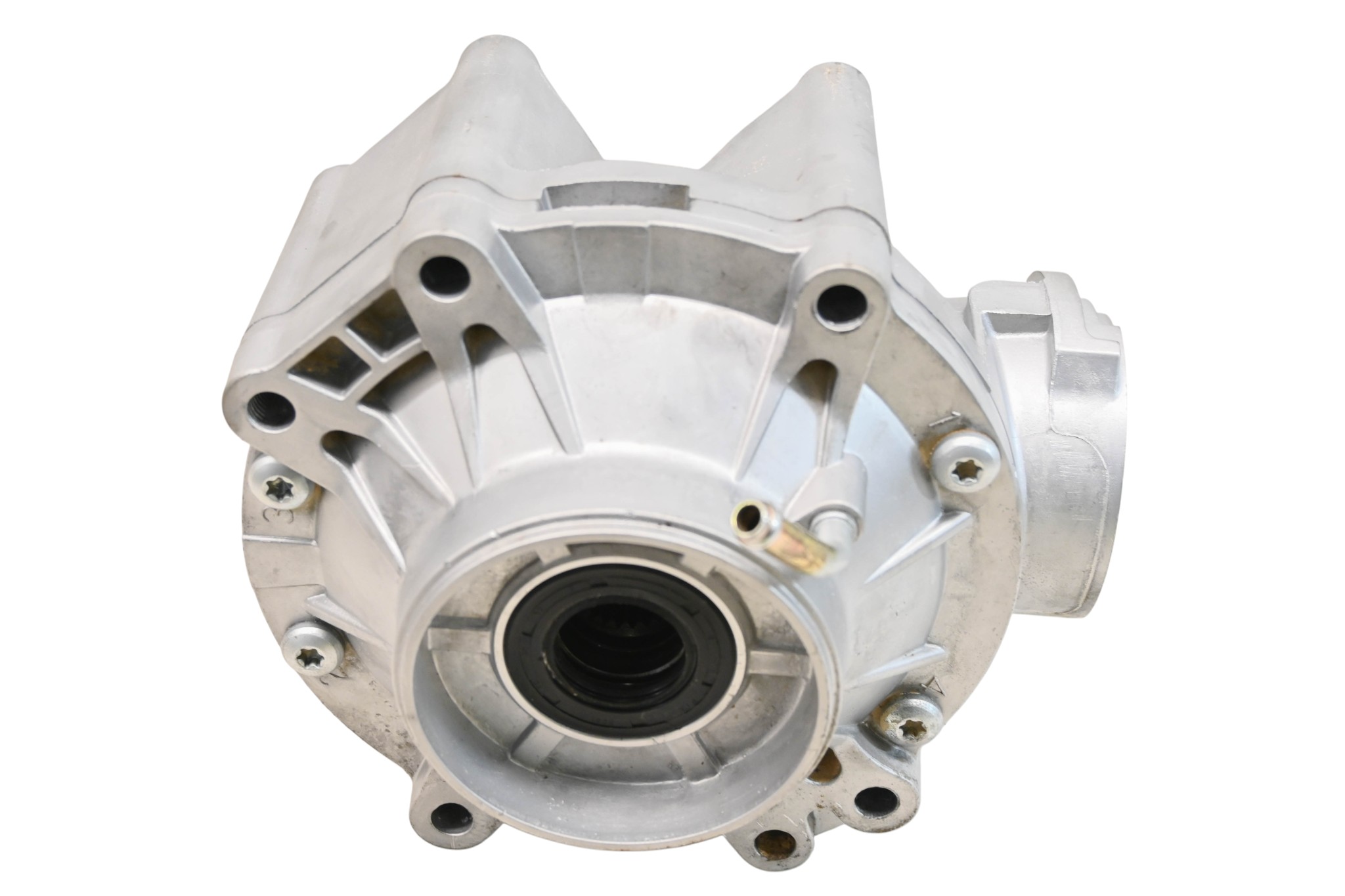 18 Can-Am Outlander Max 650 XT 4x4 Rear Differential