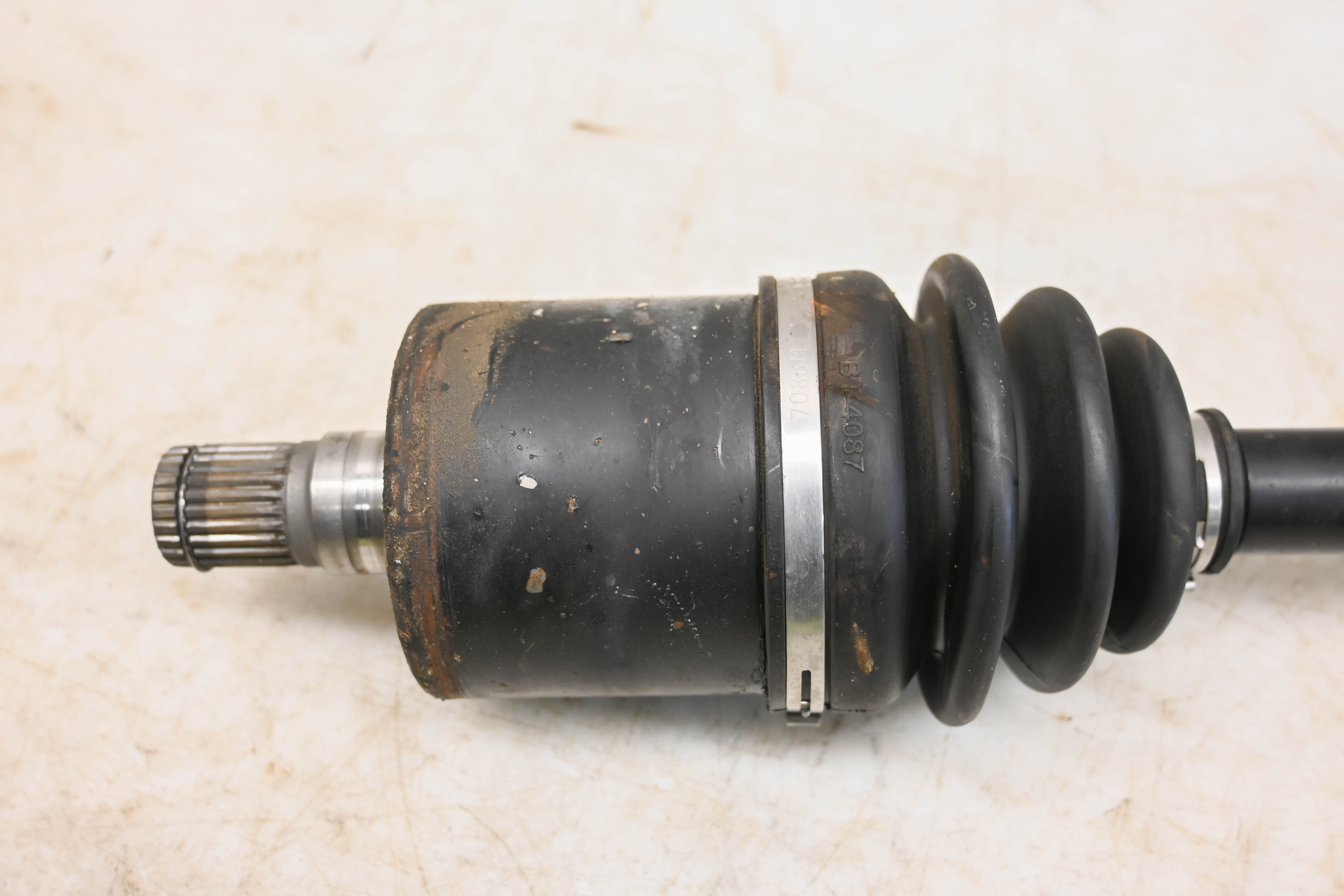 18 Can-Am Outlander Max 650 XT 4x4 Rear Right Cv Axle