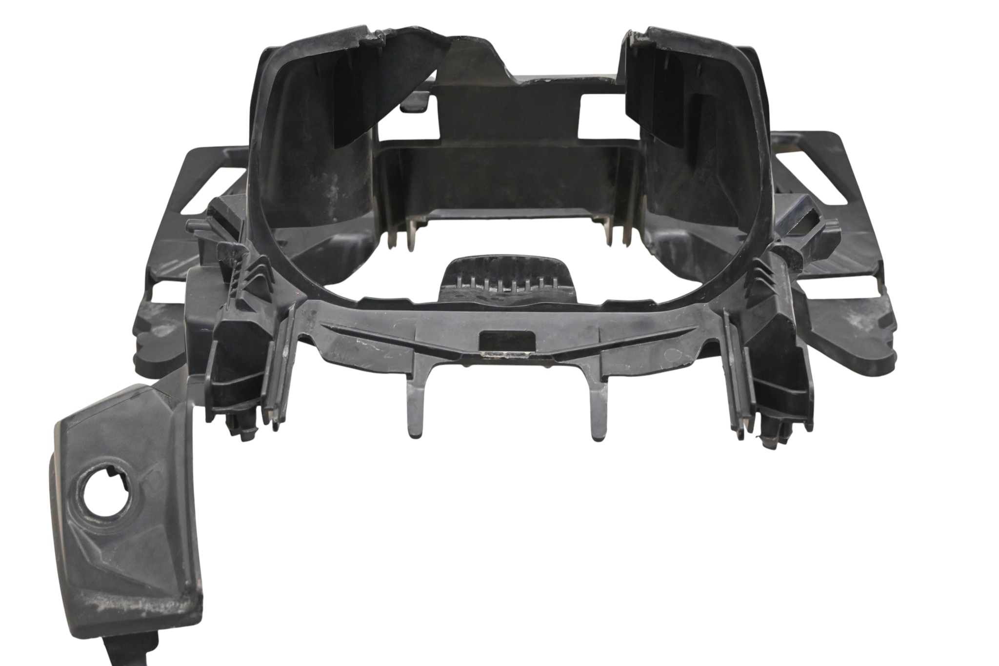 18 Can-Am Outlander Max 650 XT 4x4 Dash Support Bracket