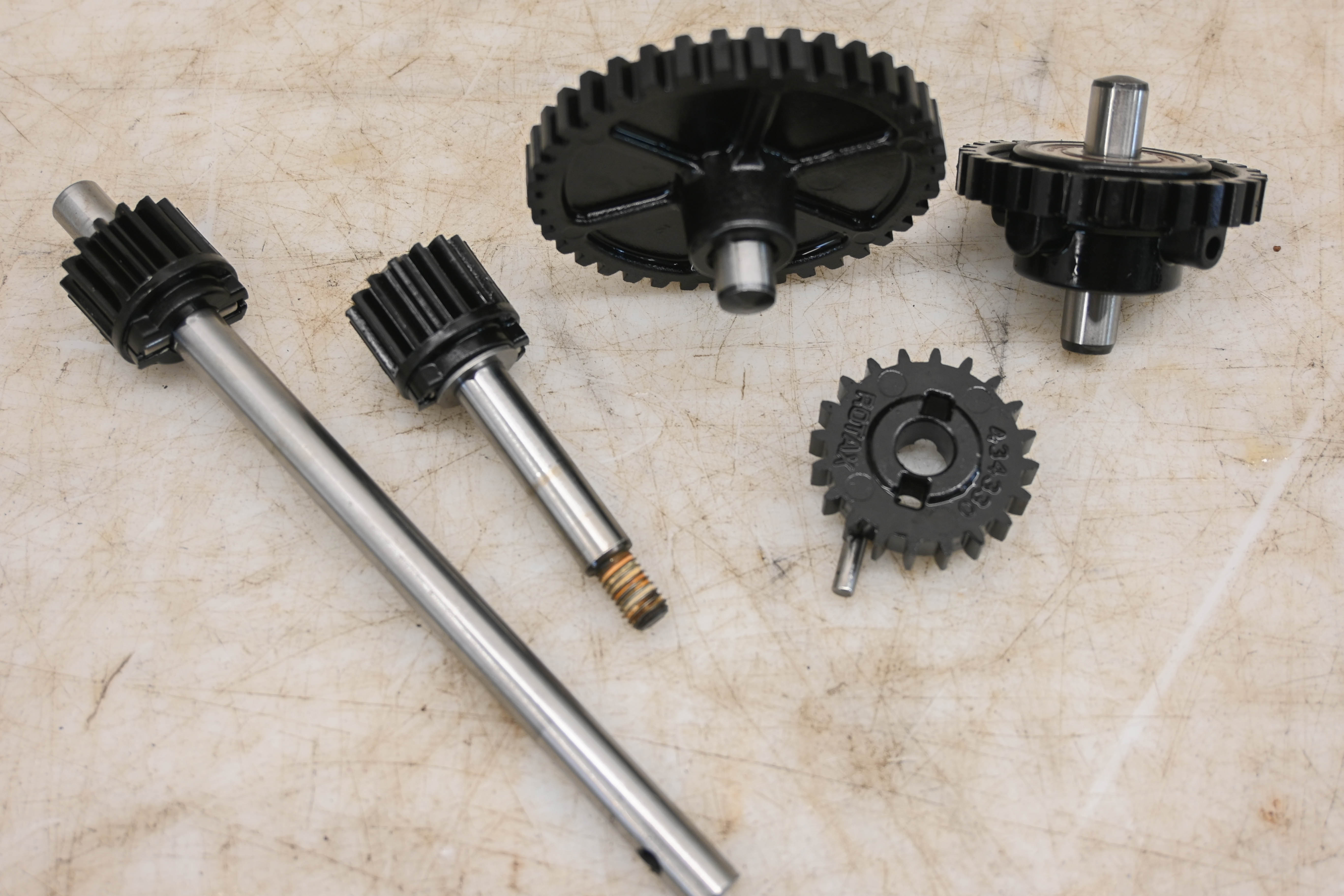 18 Can-Am Outlander Max 650 XT 4x4 Oil Pump Gears