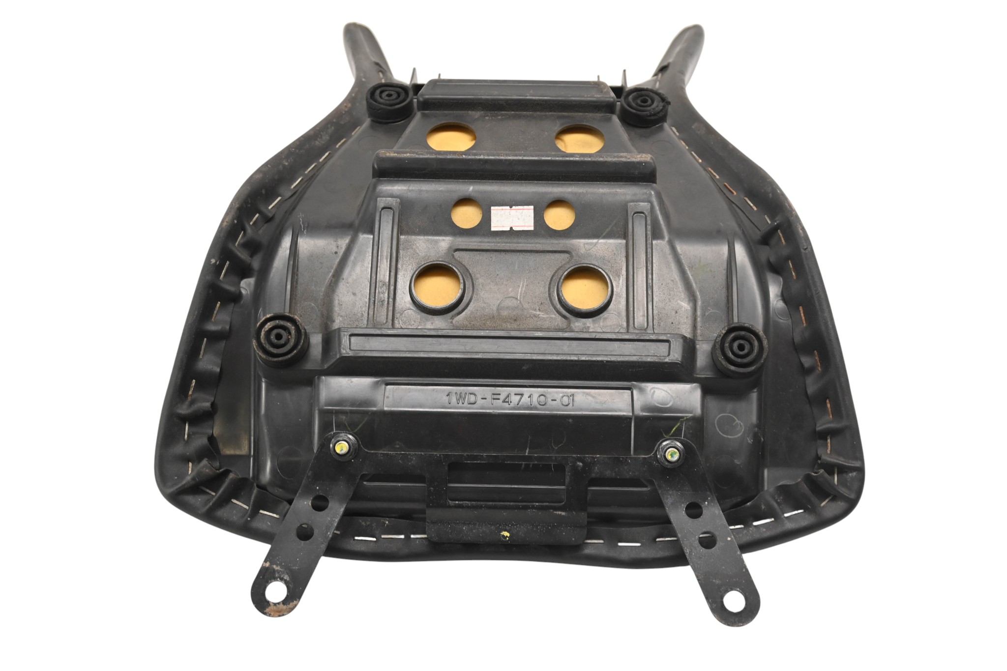 15 Yamaha YZF R3 Driver Seat Assembly