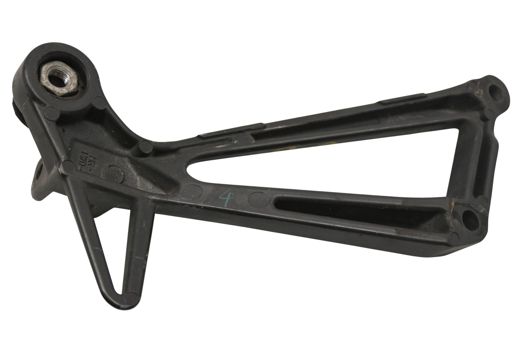 15 Yamaha YZF R3 Rear Right Footpeg Bracket