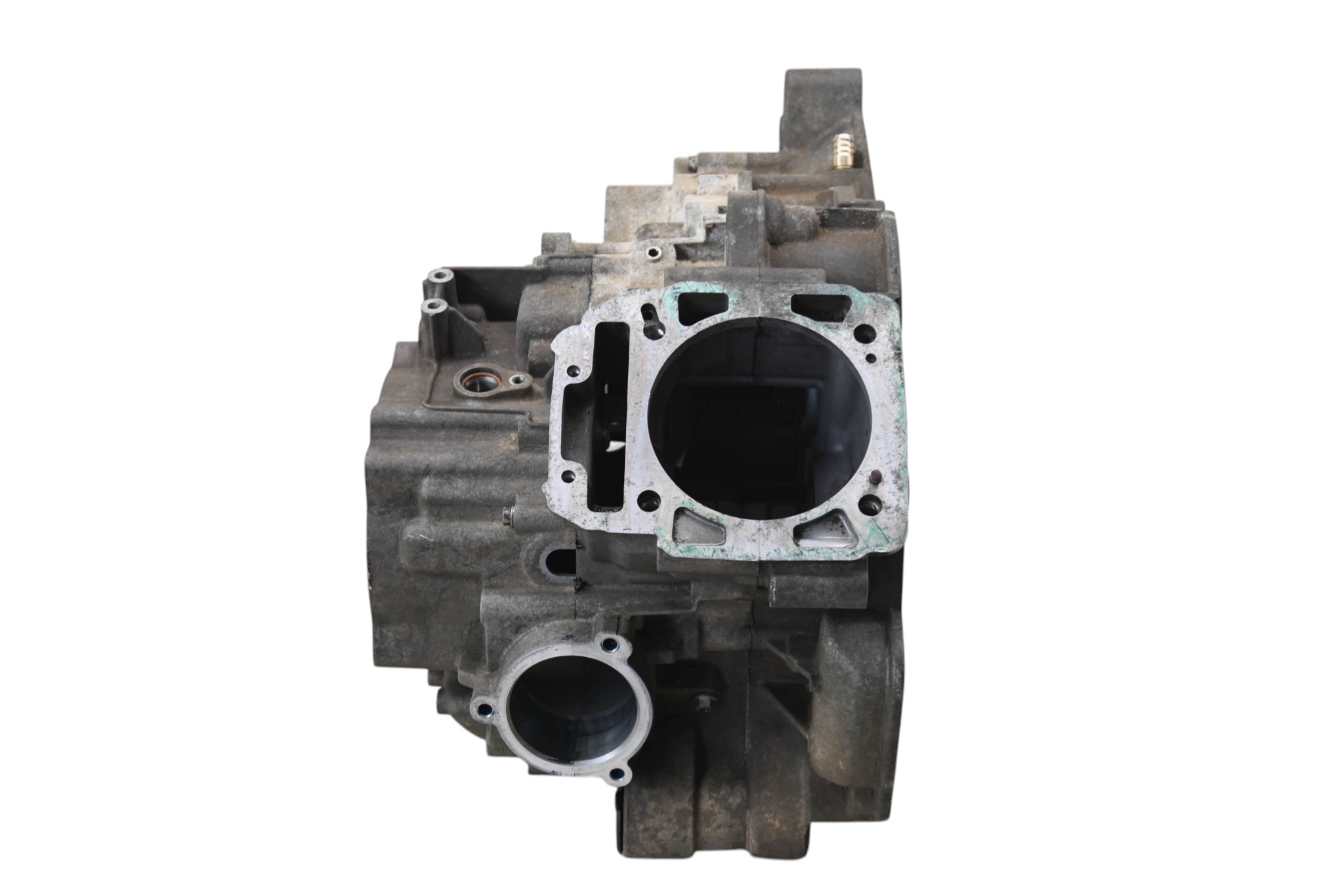 04 Can-Am Outlander 330 4x4 Crankcase Center Crank Case Bombardier