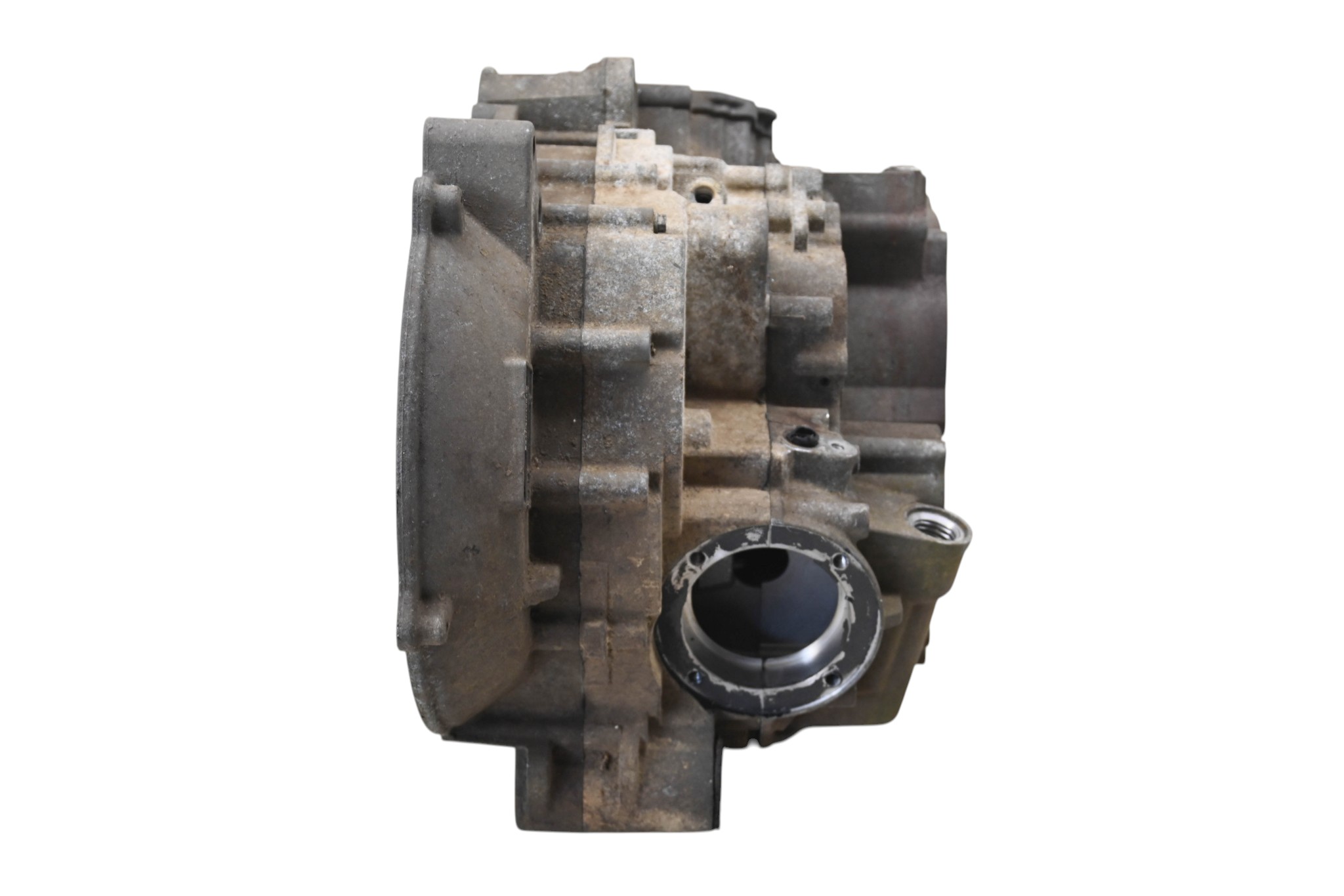 04 Can-Am Outlander 330 4x4 Crankcase Center Crank Case Bombardier