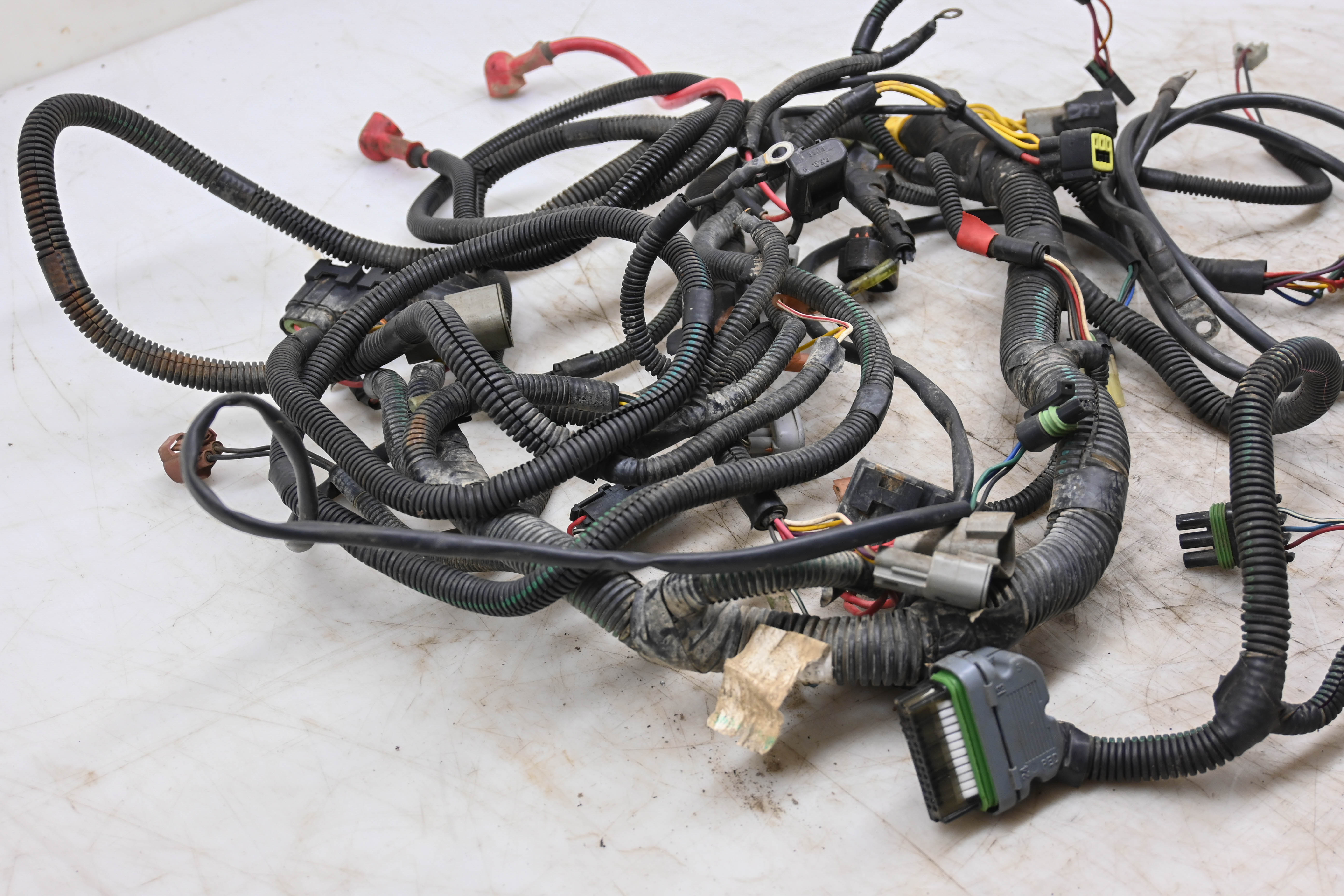 04 Can-Am Outlander 330 4x4 Wire Harness Electrical Wiring Bombardier