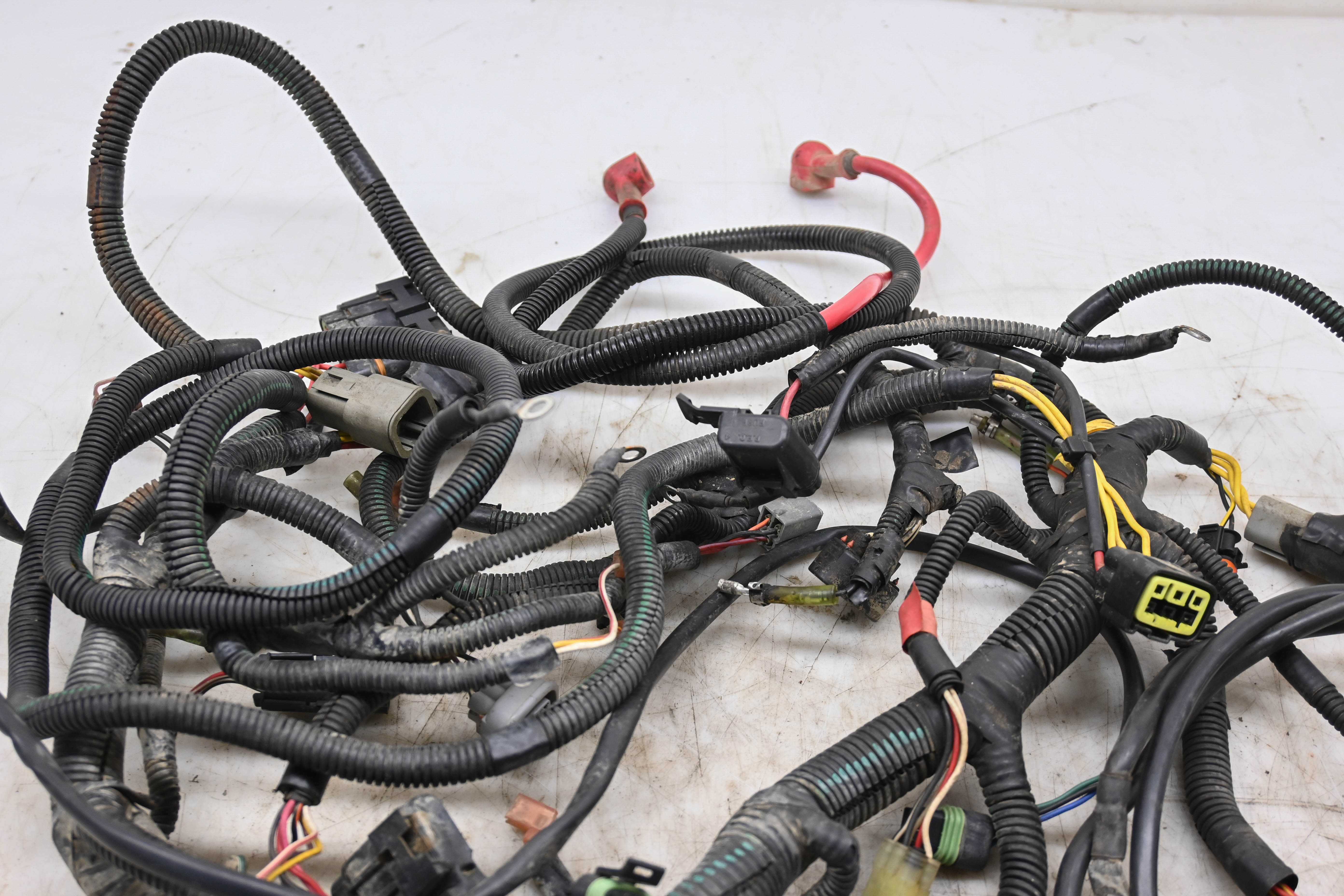 04 Can-Am Outlander 330 4x4 Wire Harness Electrical Wiring Bombardier