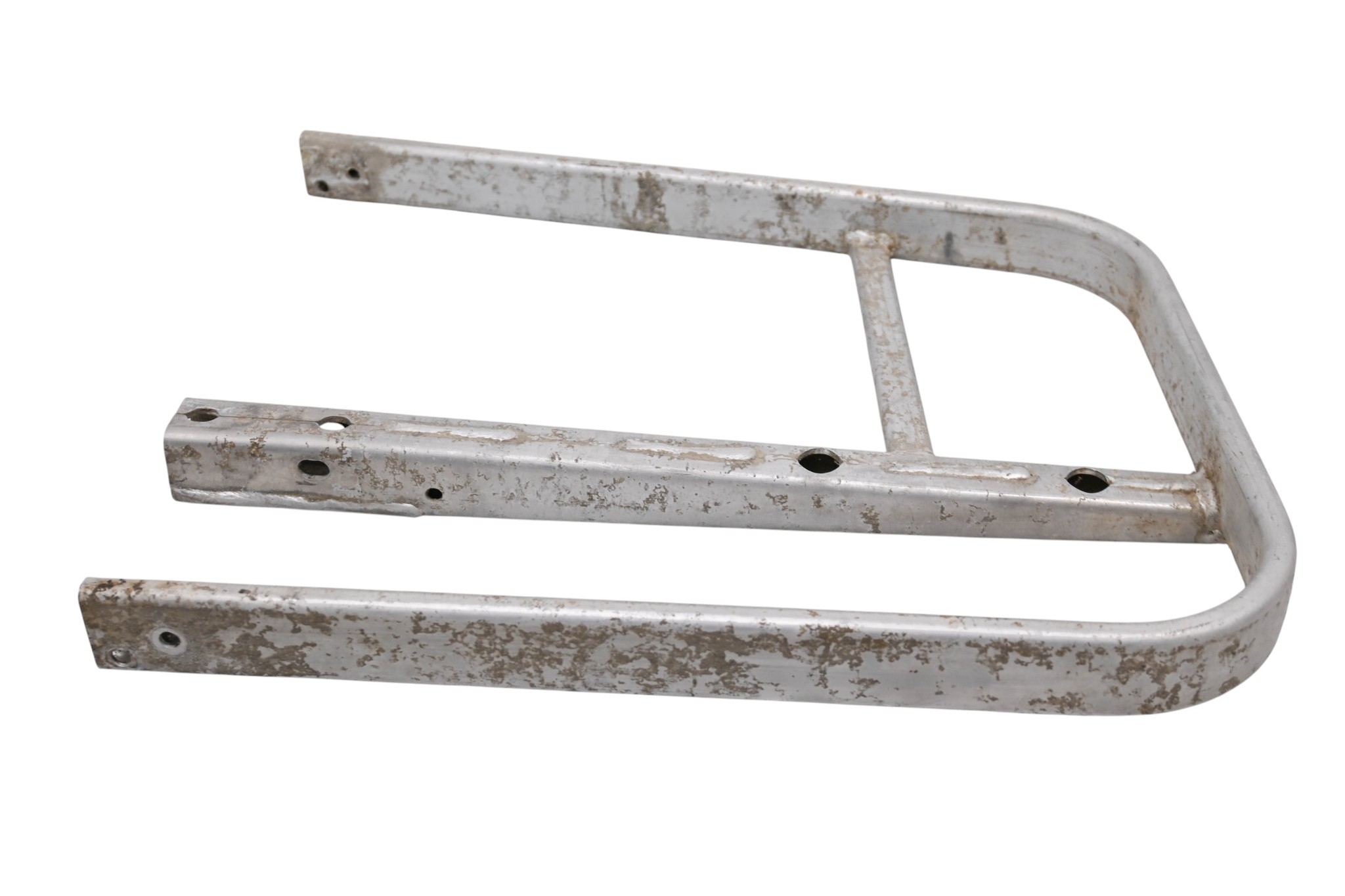 05 Can-Am Outlander 400 XT 4x4 Right Foot Rest Support Bracket Bombardier