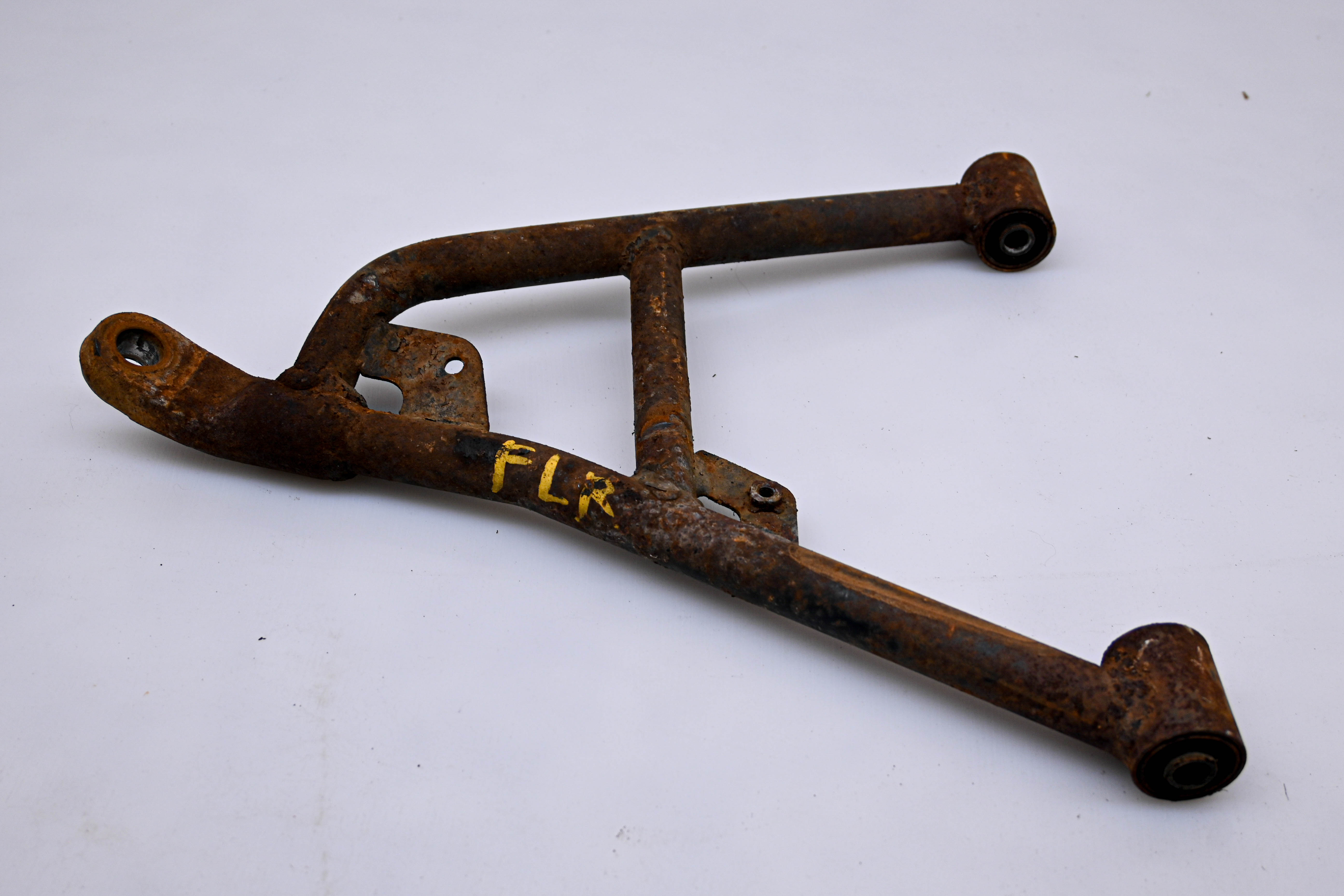 03 Honda Rubicon 500 4x4 Front Lower Right A-Arm TRX500FA