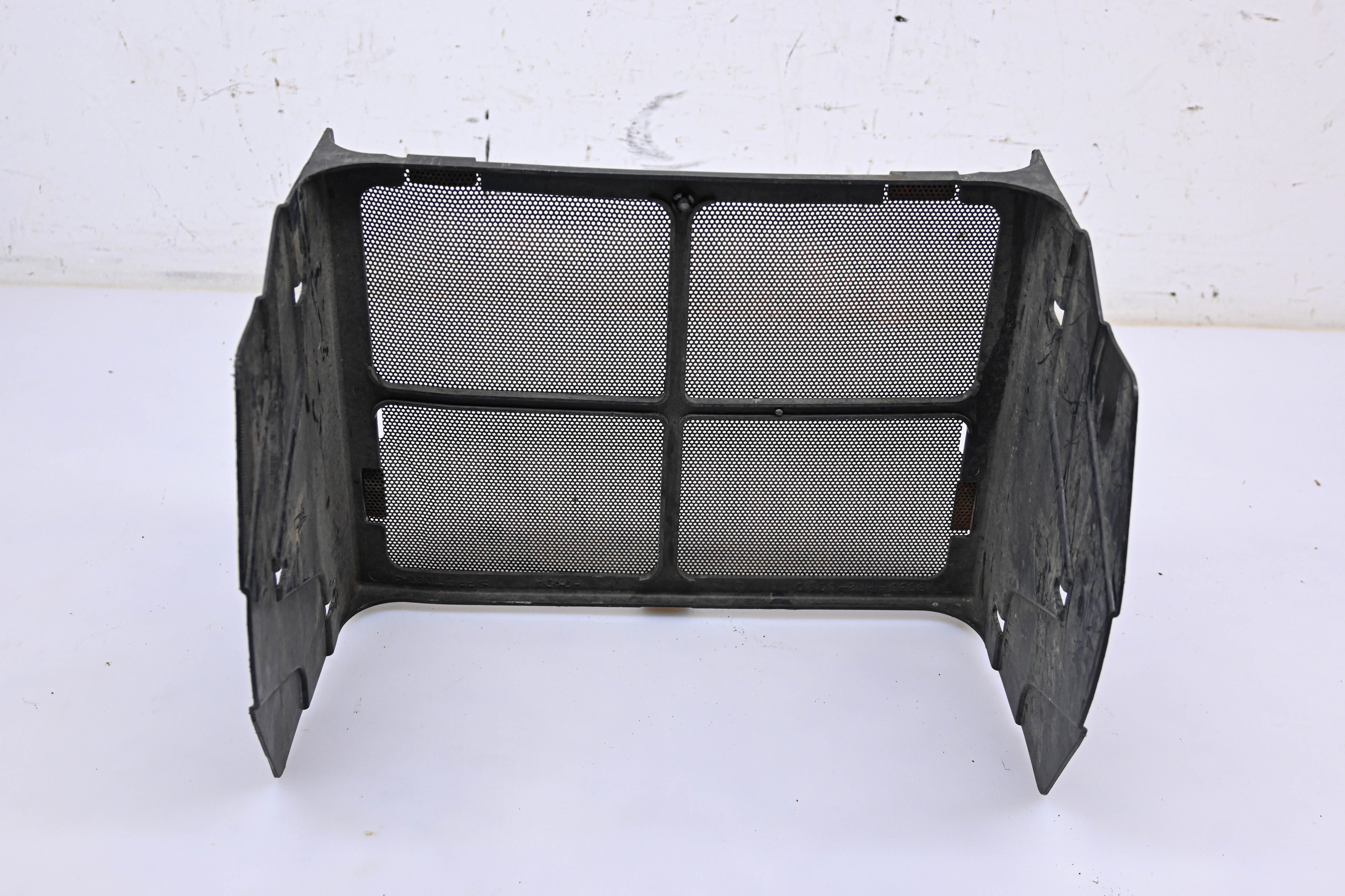 03 Honda Rubicon 500 4x4 Radiator Shroud Guard TRX500FA