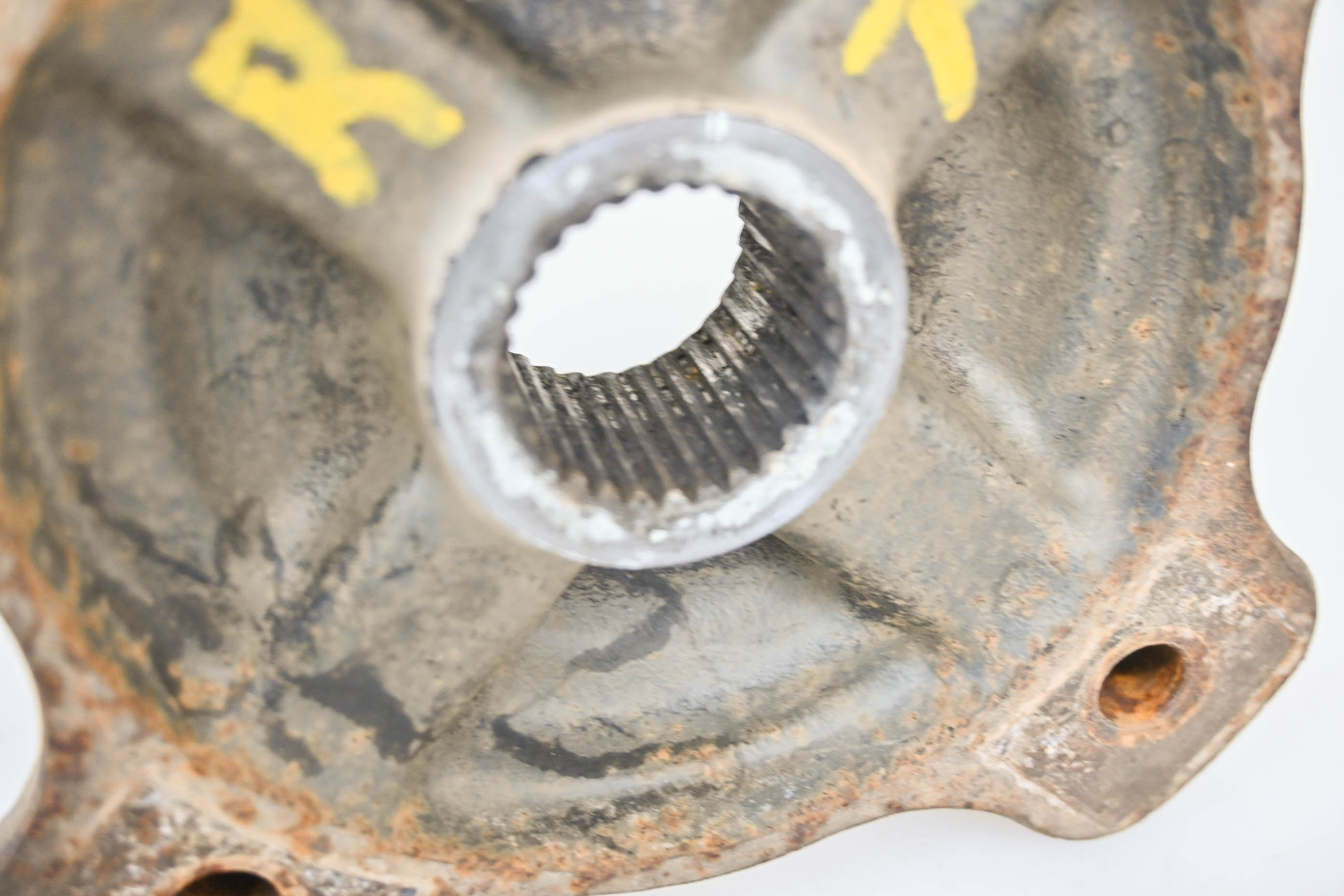 18 Can-Am Commander Max 1000 XT Rear Wheel Hub Left Or Right