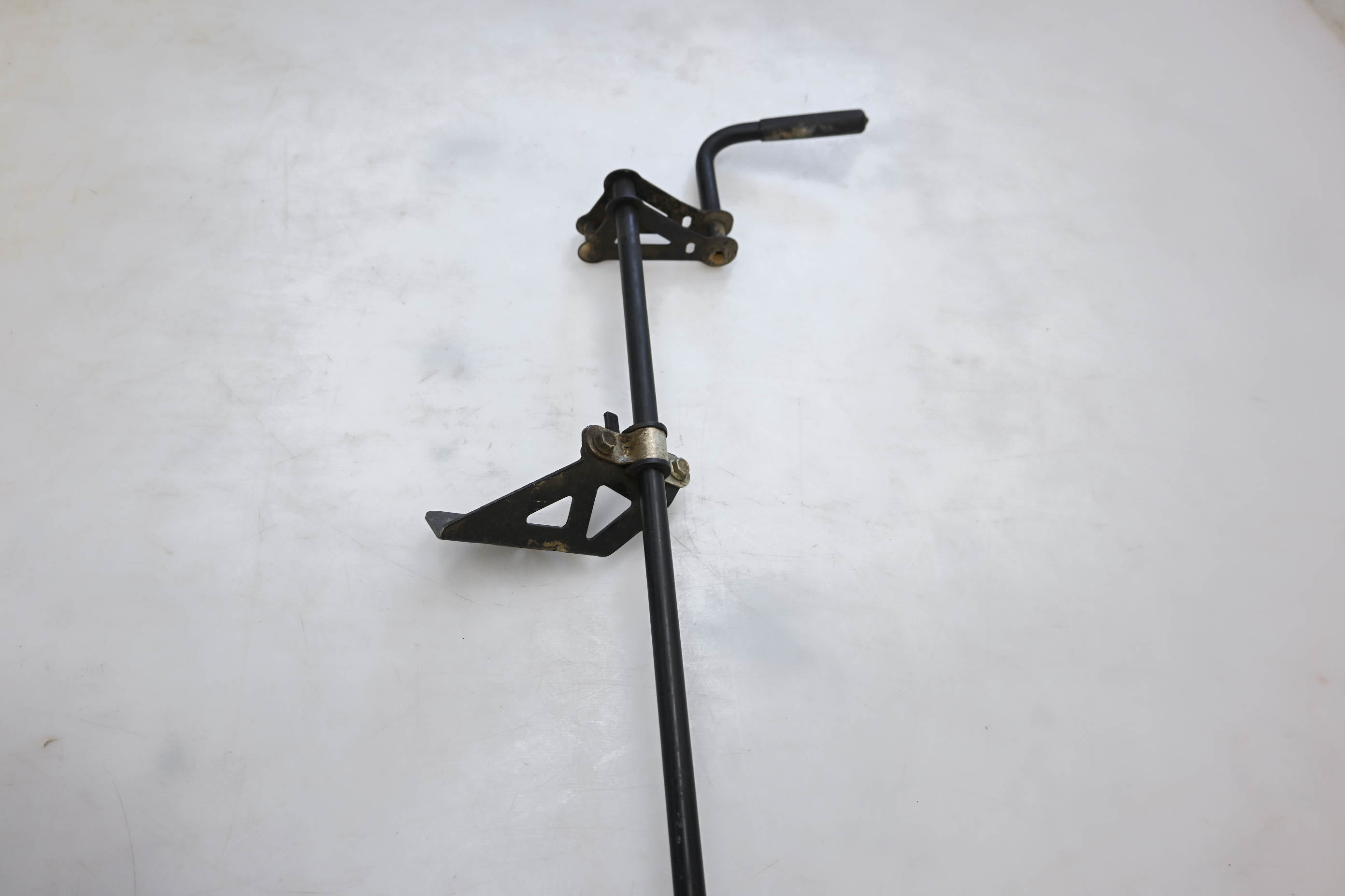 18 Can-Am Commander Max 1000 XT Utility Bed Latch