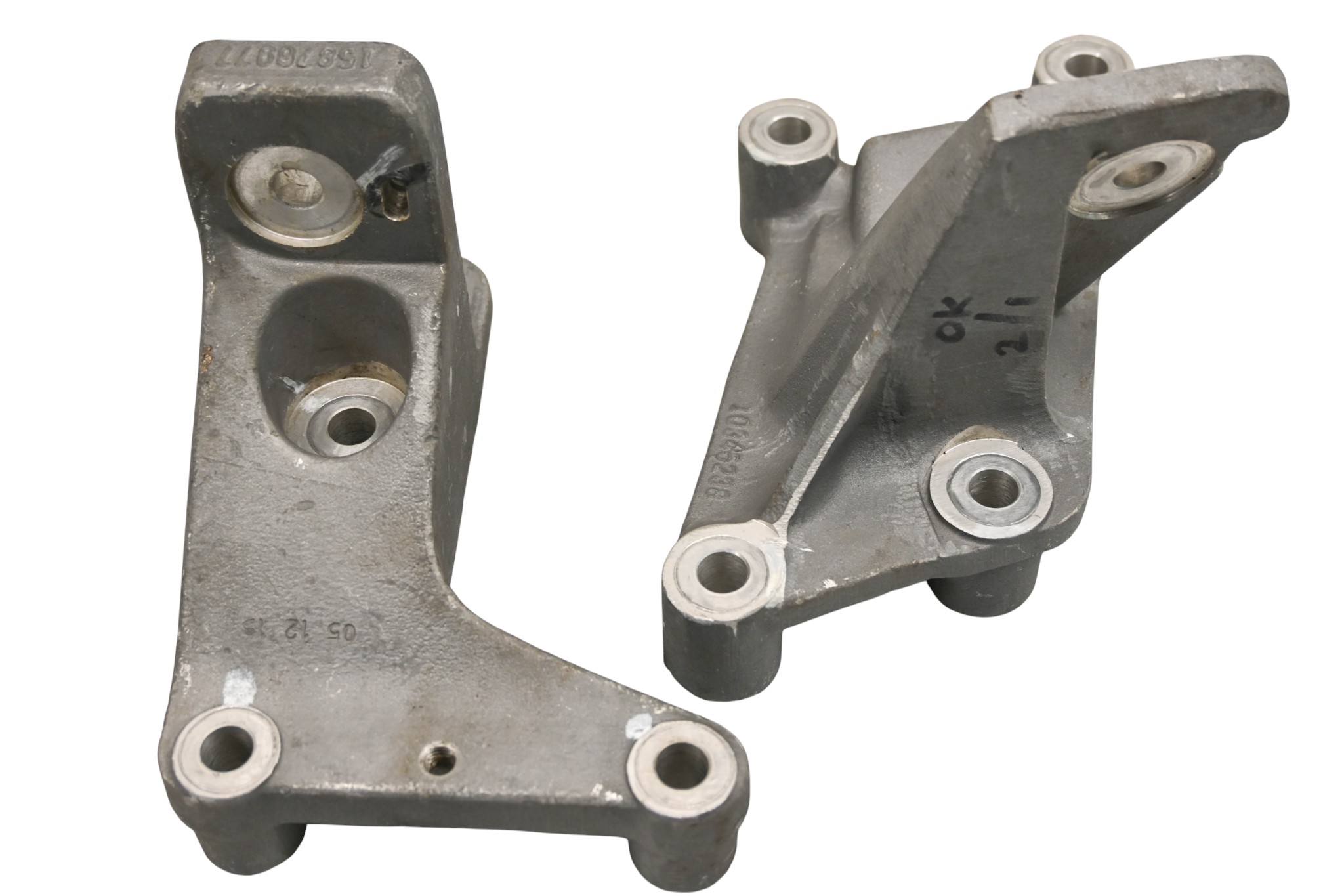 16 Polaris Slingshot SL Left & Right Engine Brackets Mounts