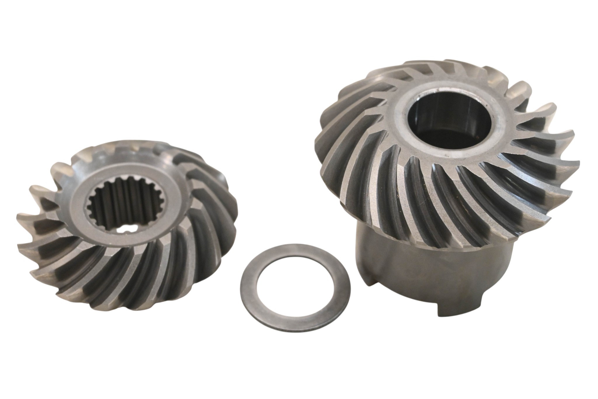 18 Kubota RTV-XG850 Transmission Bevel Gears Output Shaft Sidekick 850