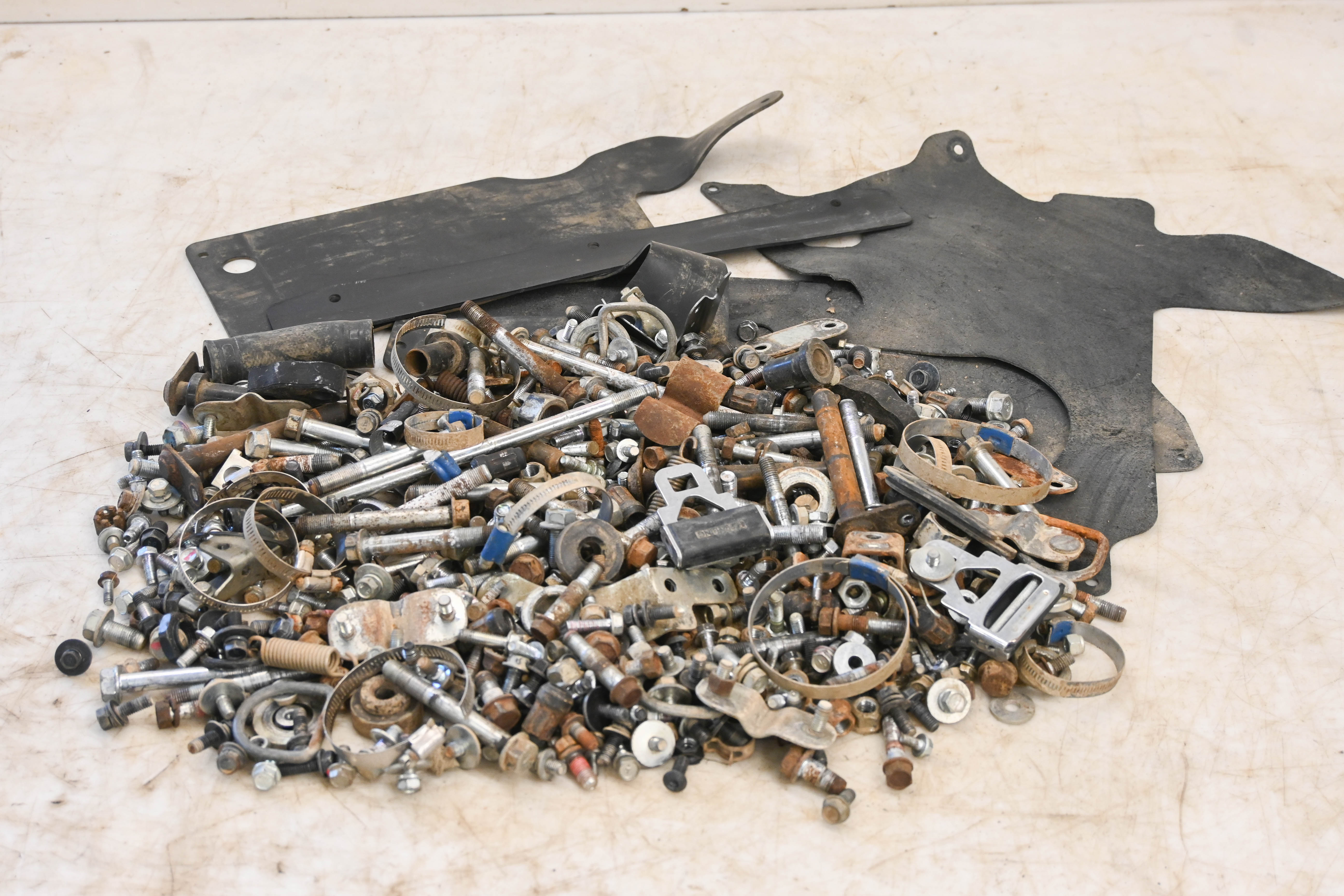 18 Kubota RTV-XG850 Hardware Set Nuts & Bolts Sidekick 850