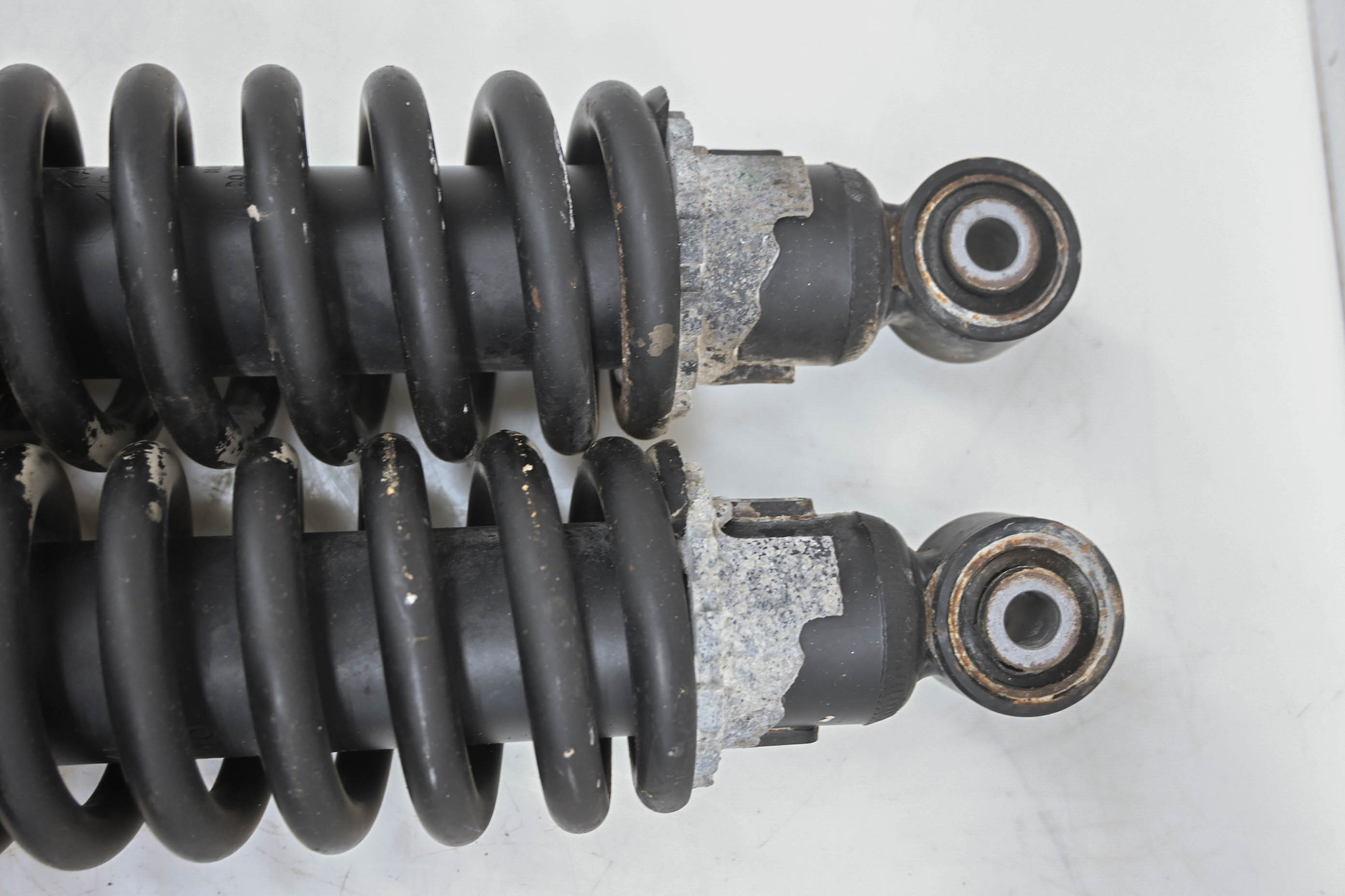 19 Kawasaki Mule Pro-DXT Rear Shocks Suspension Left & Right KAF1000A