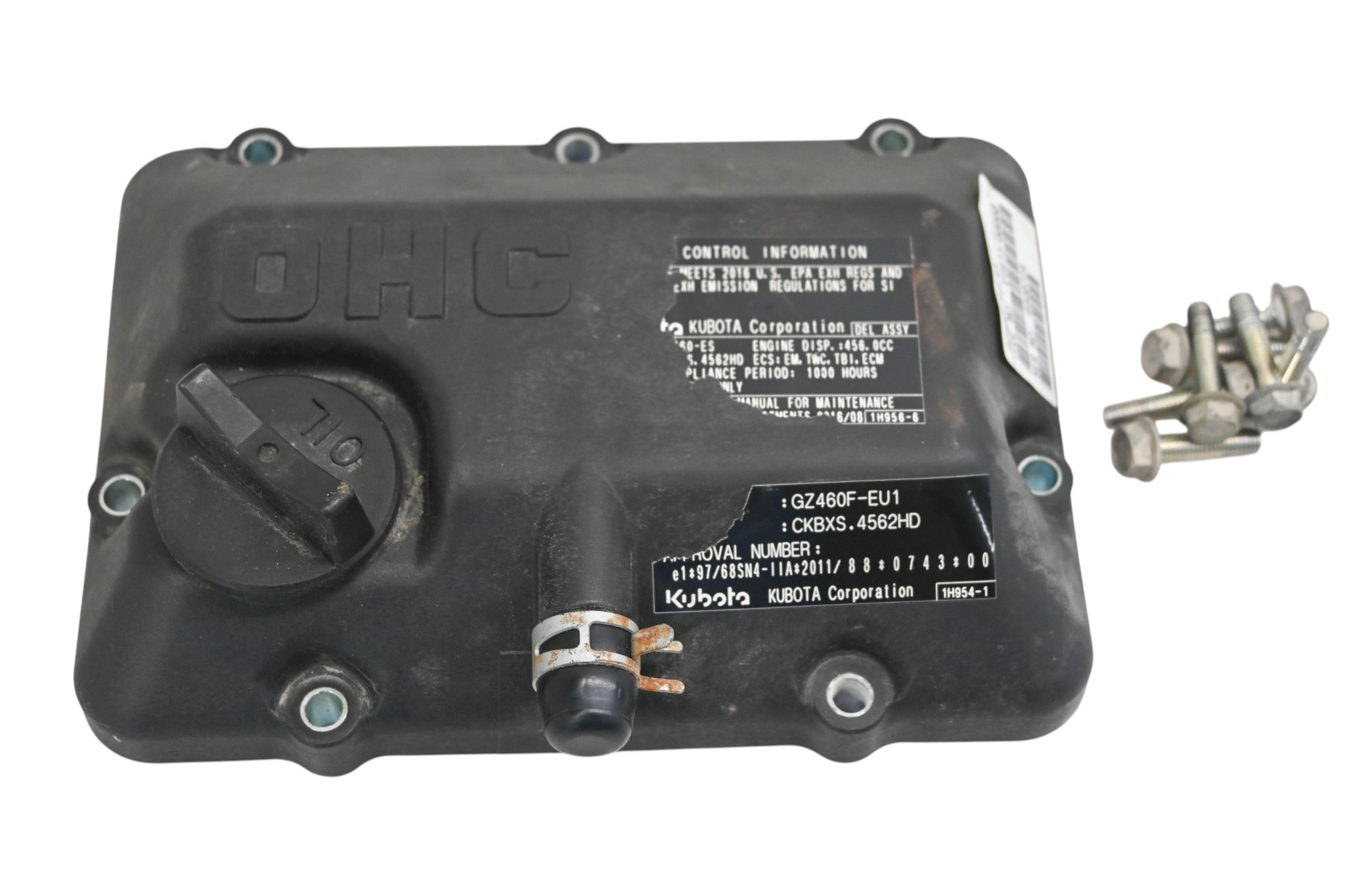 16 Kubota RTV500 Valve Cover