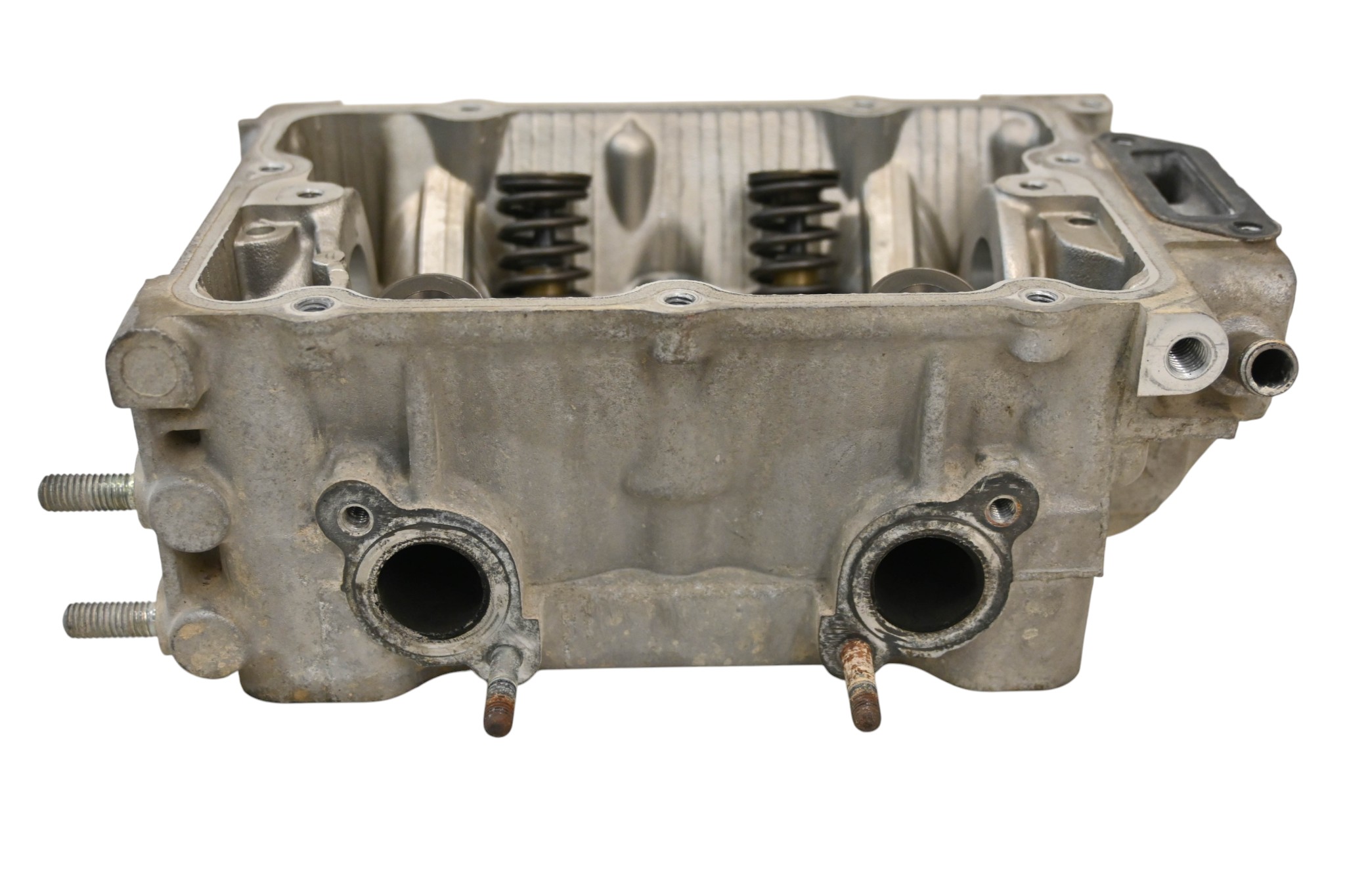 16 Kubota RTV500 Cylinder Head