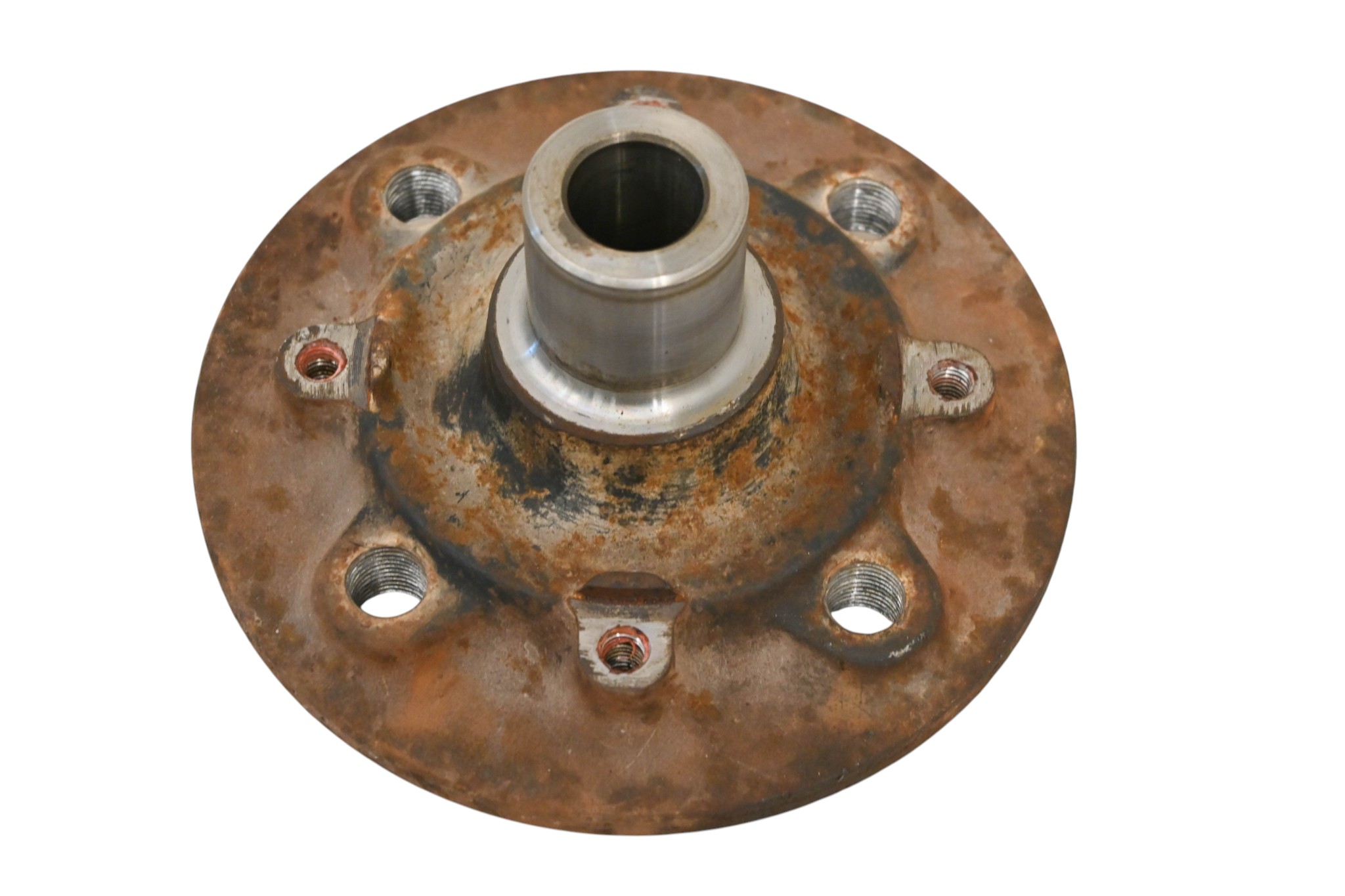16 Kubota RTV500 Front Wheel Hub Left Or Right