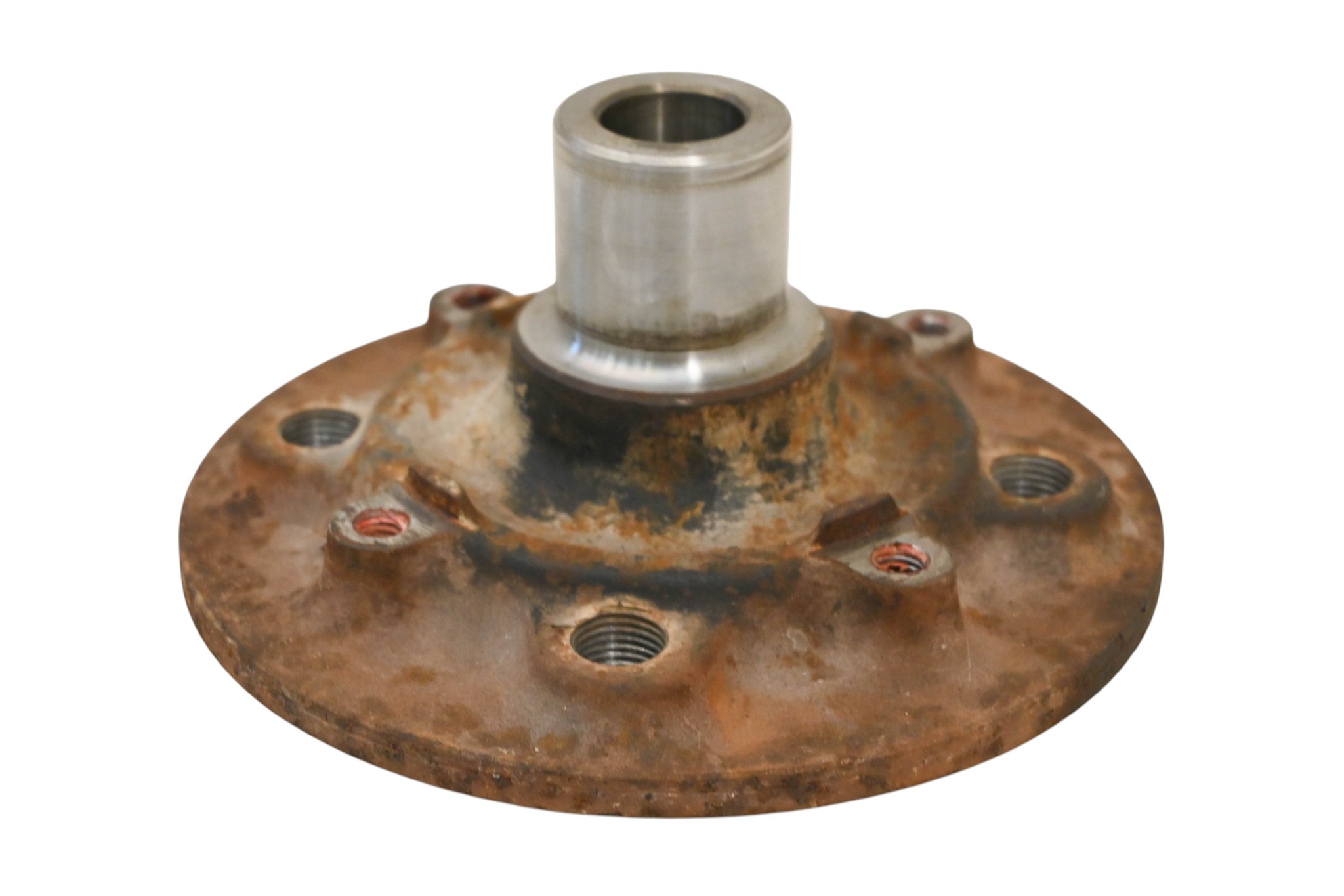 16 Kubota RTV500 Front Wheel Hub Left Or Right