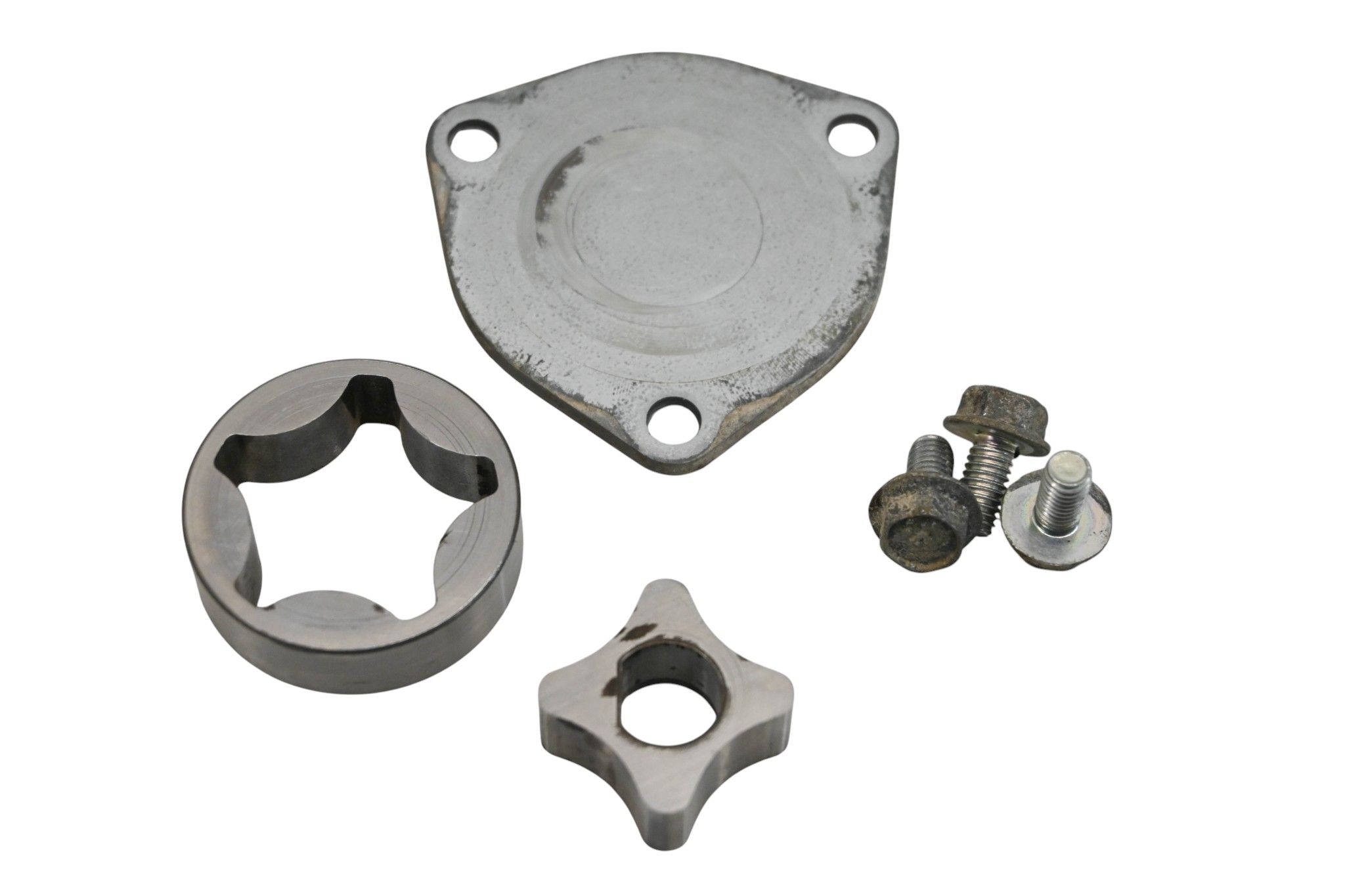 16 Kubota RTV500 Oil Pump