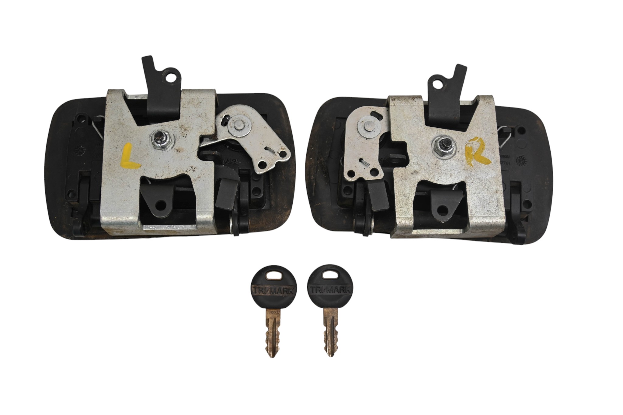 13 Can-Am Commander 1000 XT Door Handle Latches & Keys