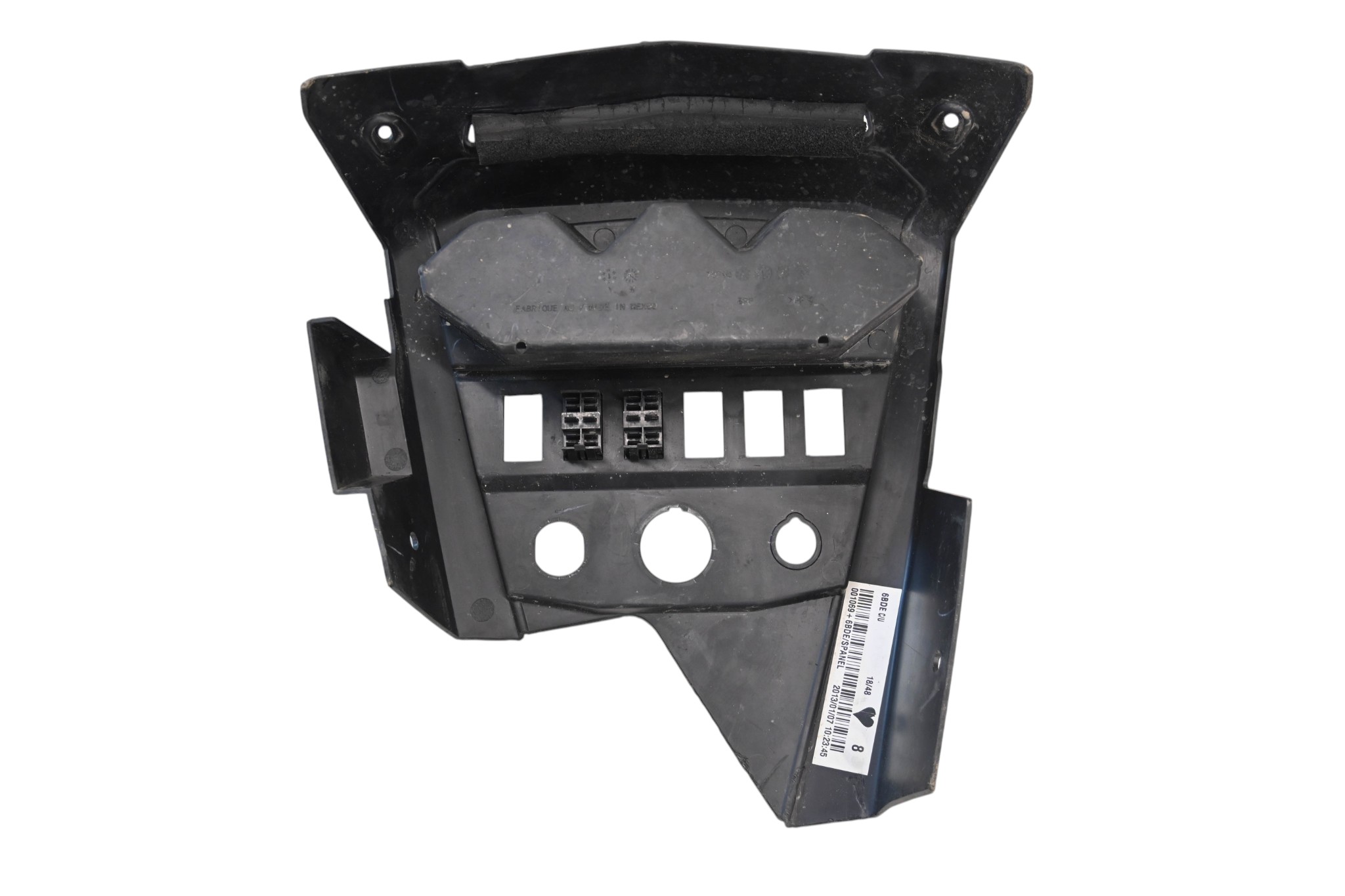 13 Can-Am Commander 1000 XT Lower Central Dashboard Panel Cover