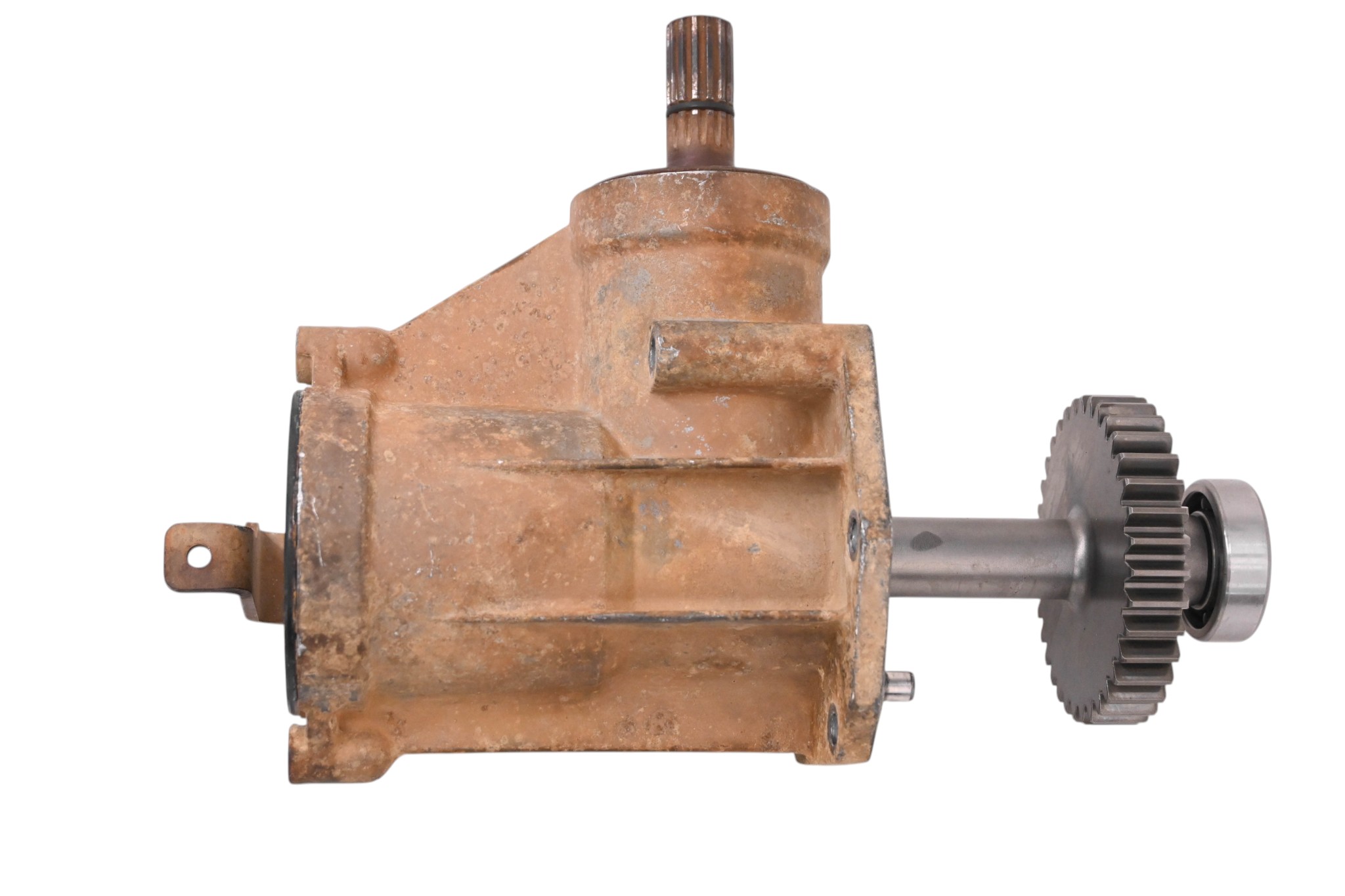 23 Kubota RTV520 Transmission Output Case