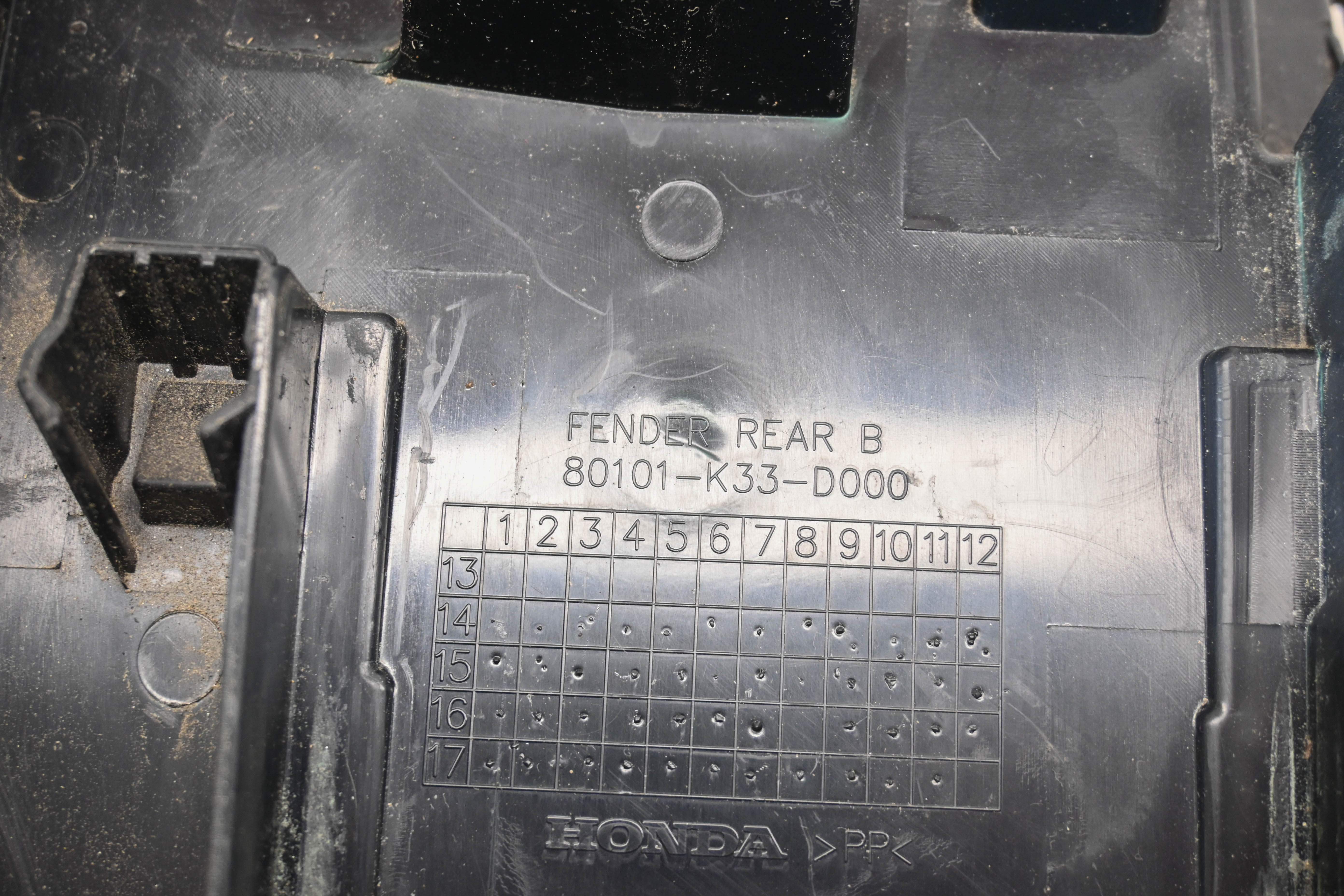18 Honda CBR300R Rear Fender Tray