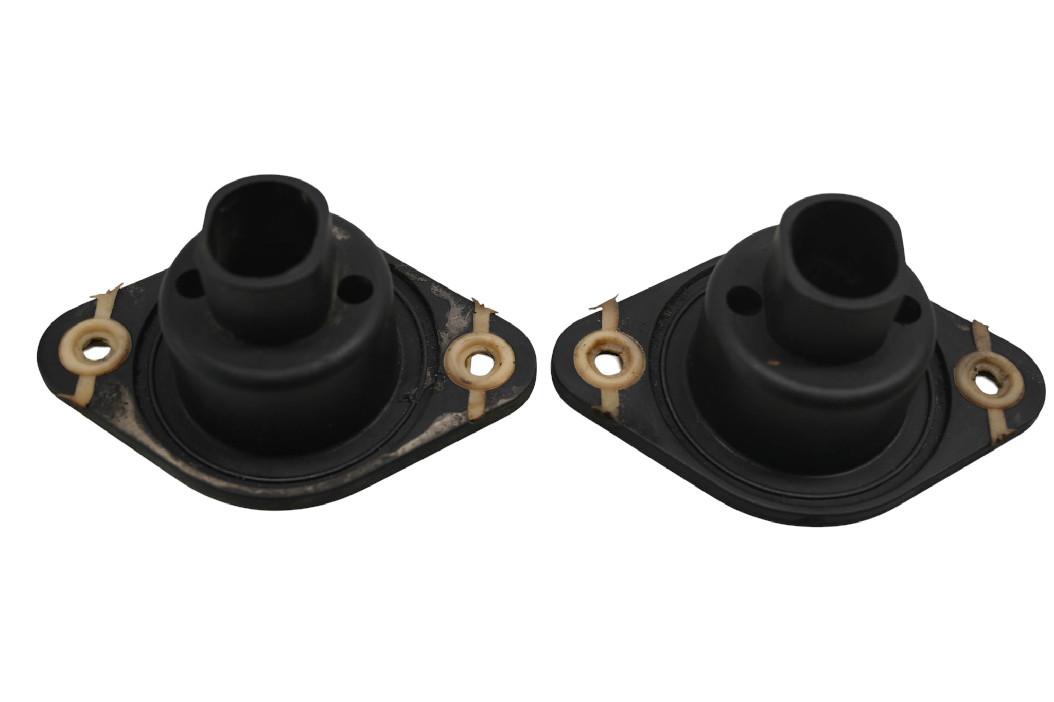 04 Sea-Doo RXP 215 Tie Rod Grommet Covers