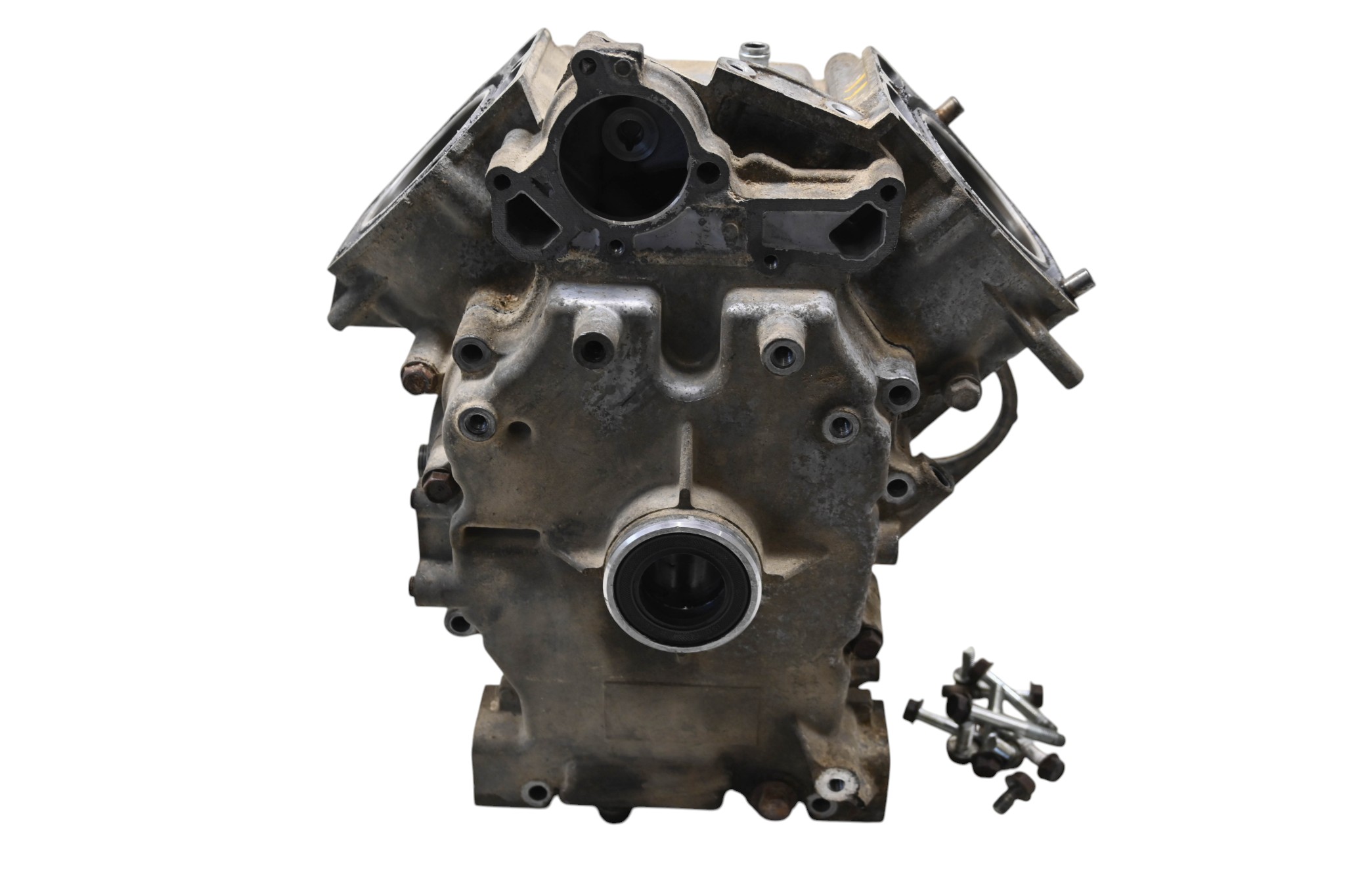18 Kawasaki Mule 4000 2x4 Crankcase Center Crank Case & Cylinders KAF620
