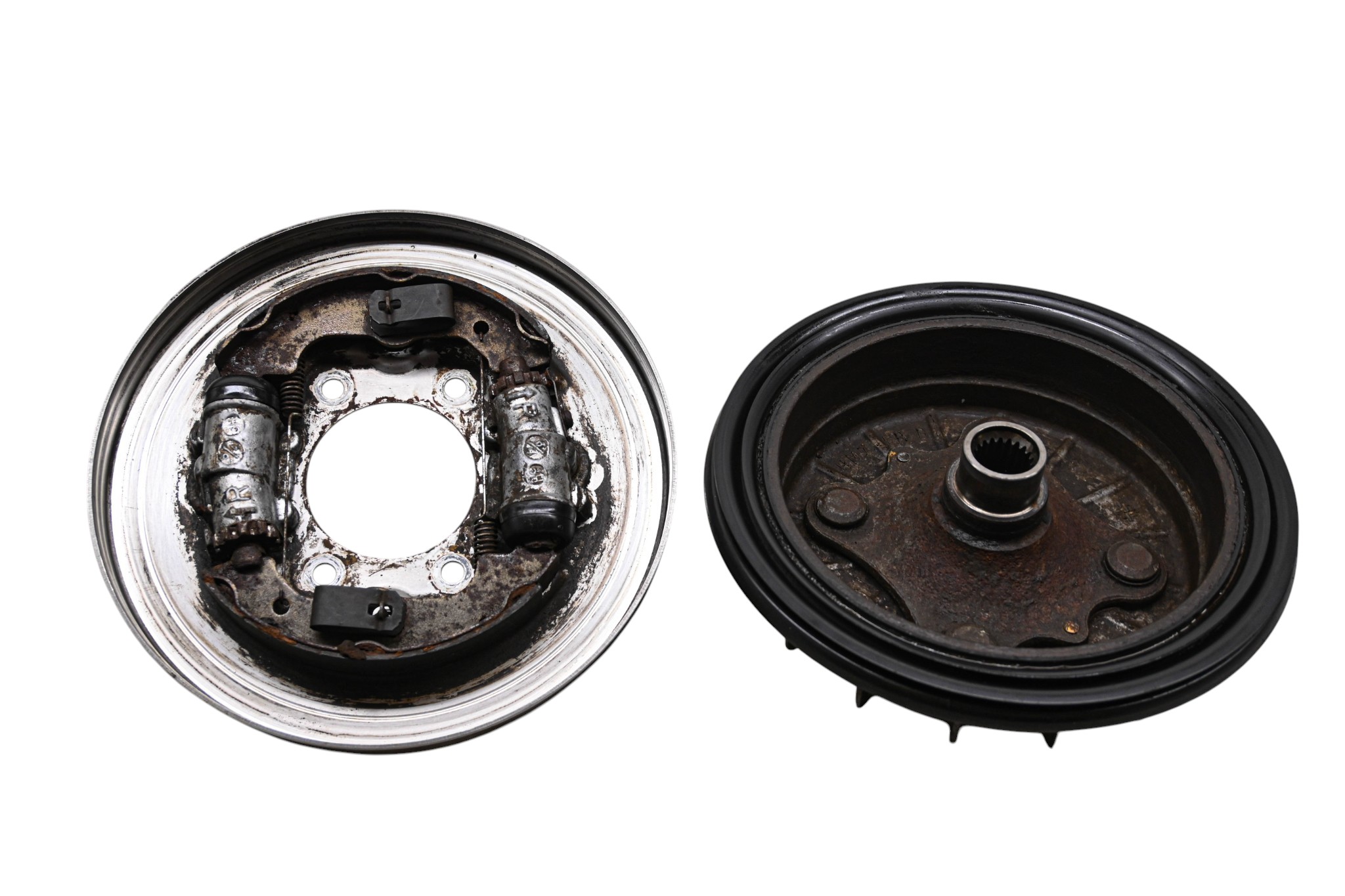 04 Honda Foreman 450 ES 4x4 Front Right Brake Drum Assembly TRX450FE