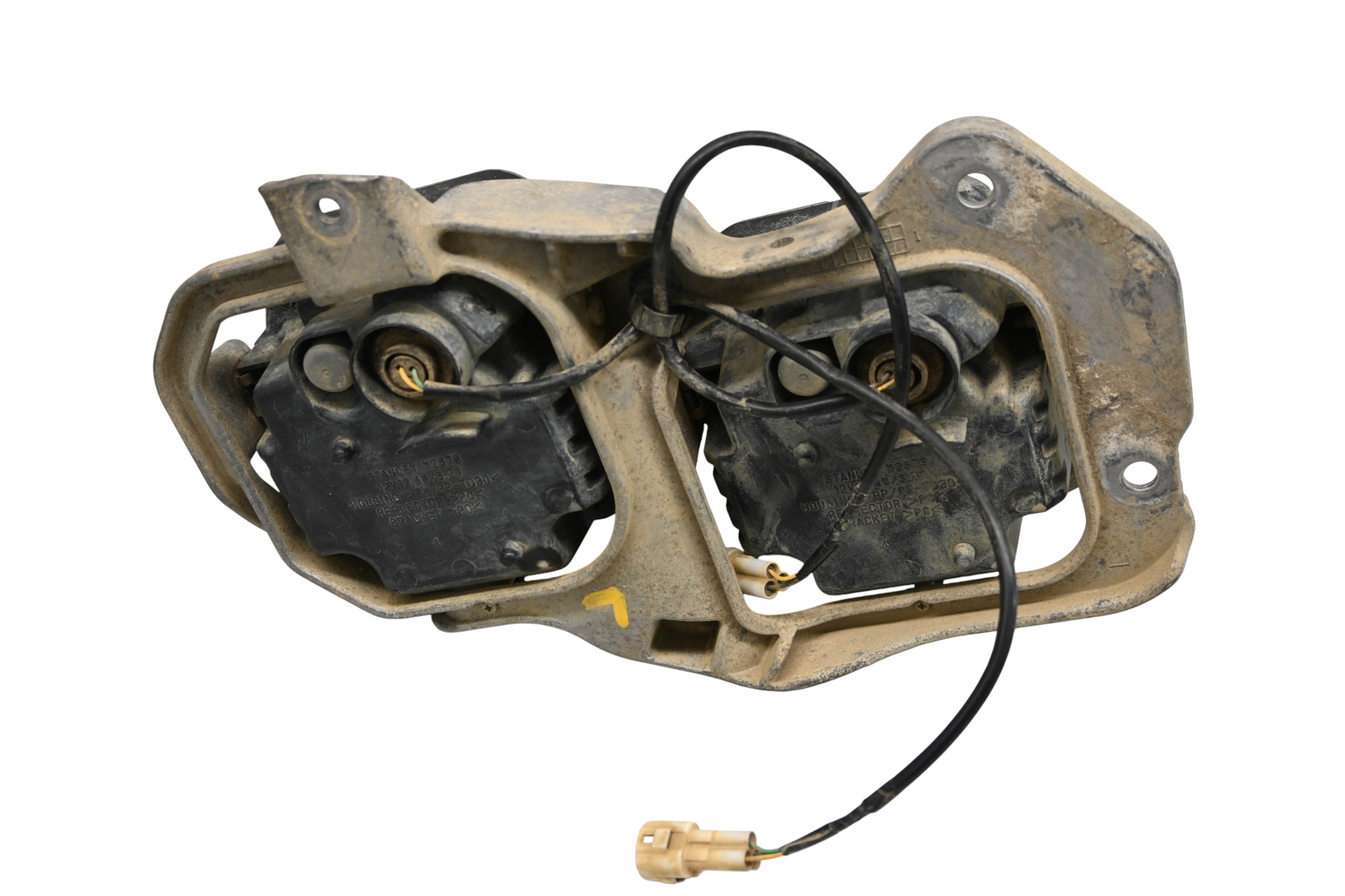 16 Yamaha YXZ1000R Front Left Headlight Assembly