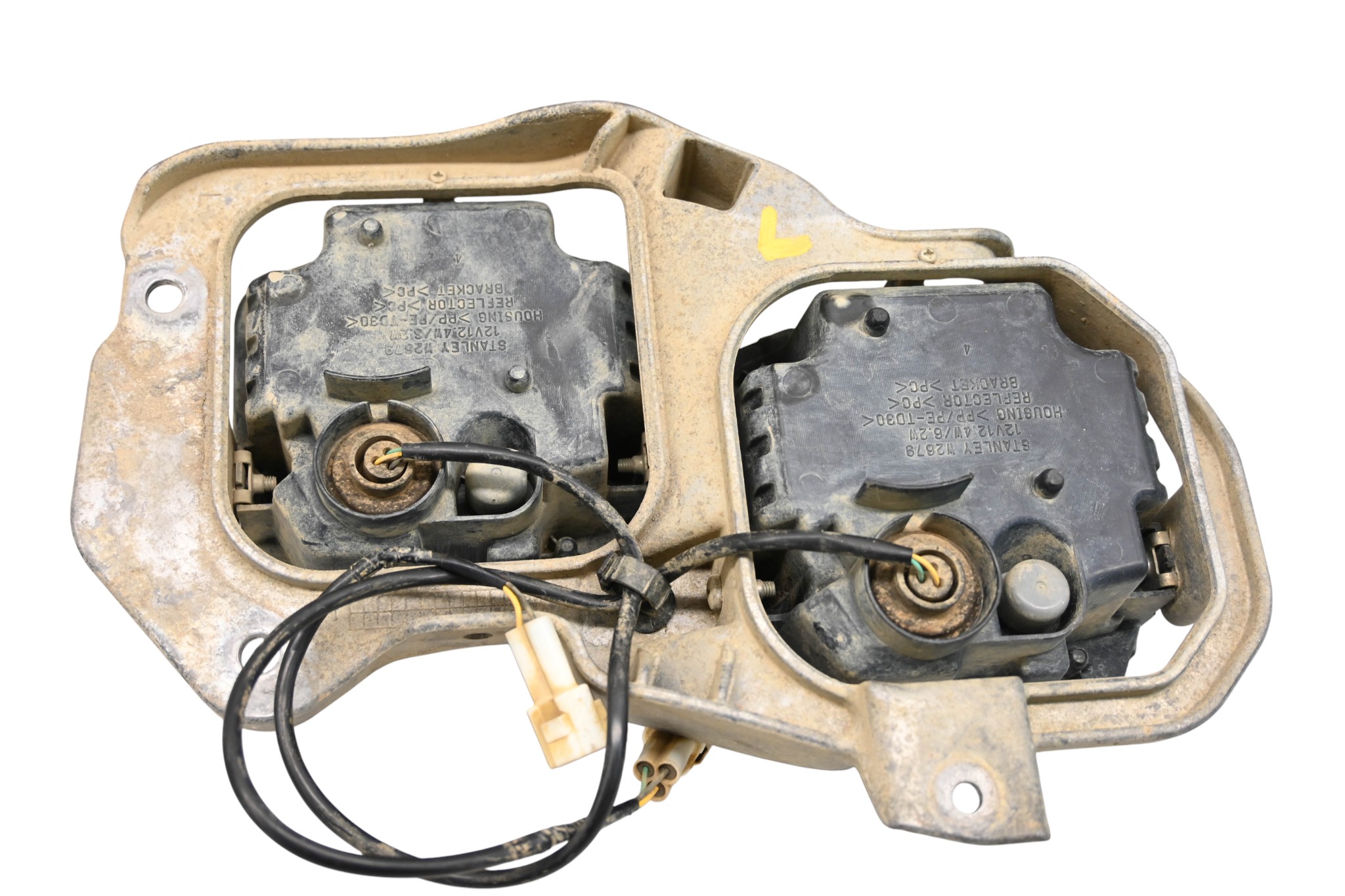 16 Yamaha YXZ1000R Front Left Headlight Assembly