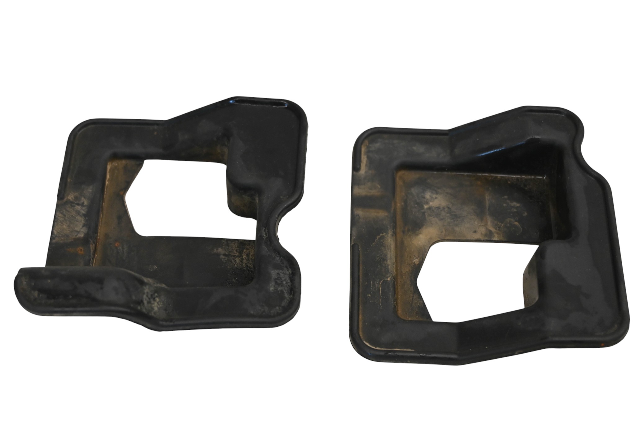 16 Yamaha YXZ1000R Side Cover Rubbers