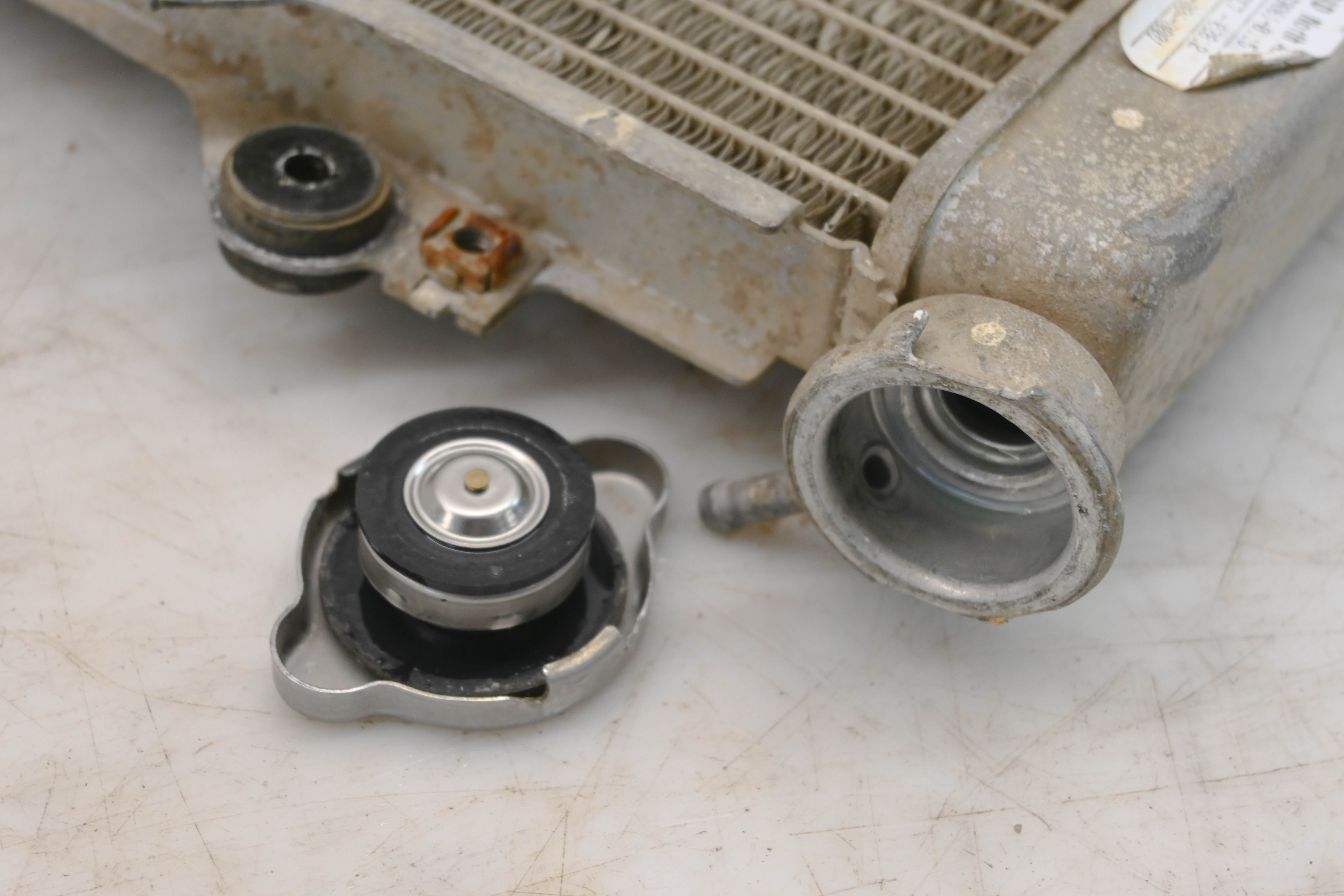 08 Kawasaki KFX450R Radiator