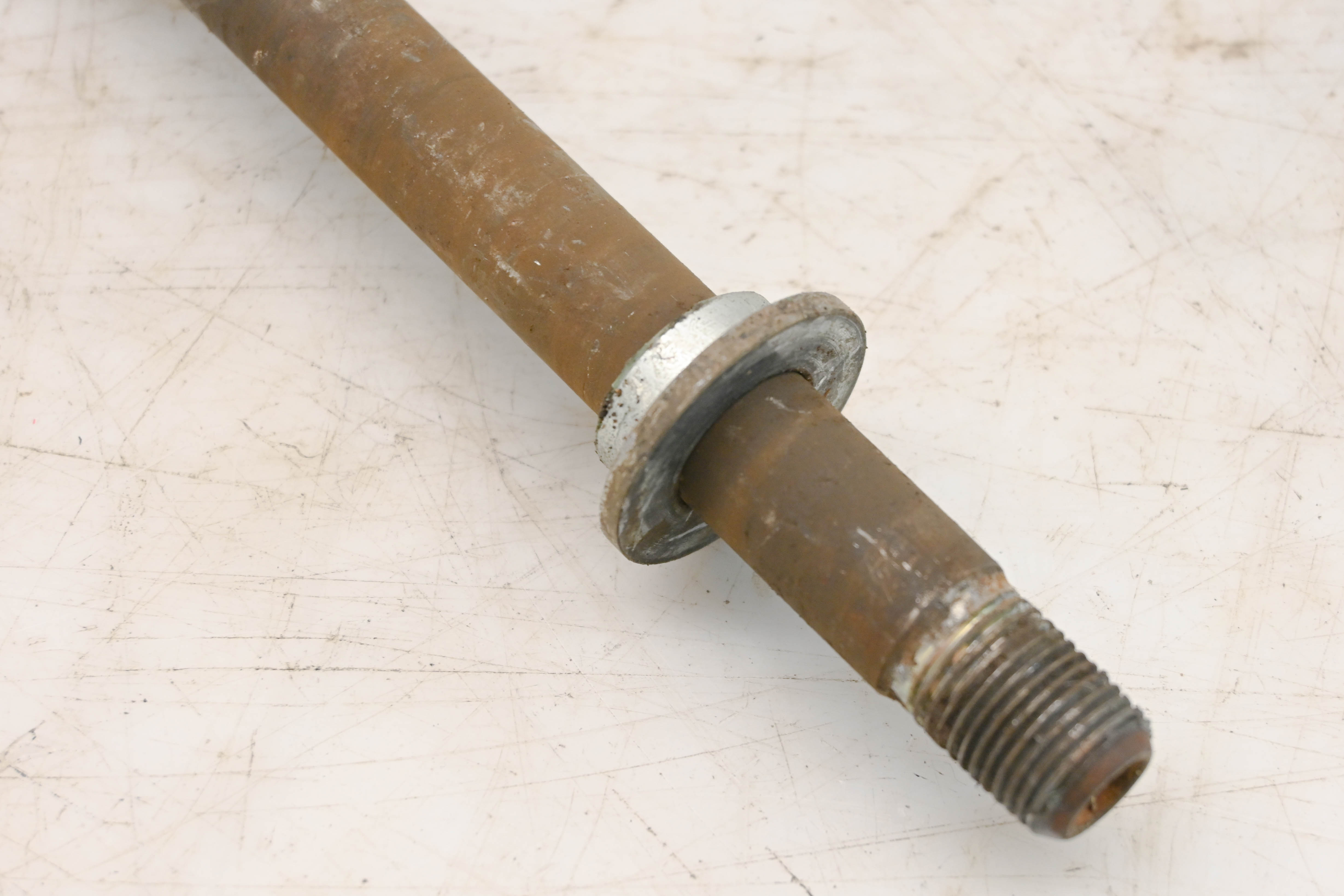 08 Kawasaki KFX450R Swingarm Pivot Bolt