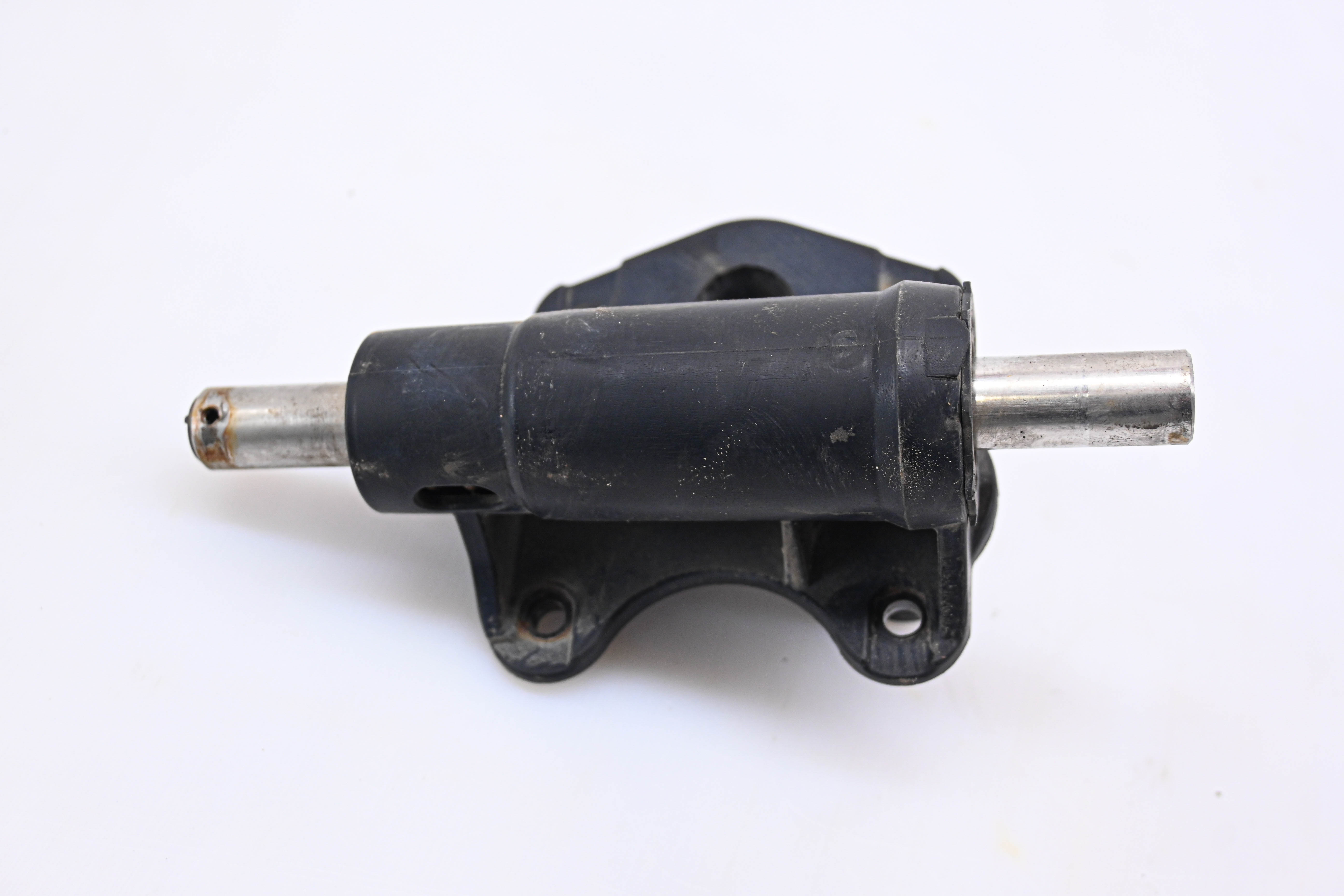 03 Sea-Doo GTX DI Right Side Steering Vane Cylinder Support