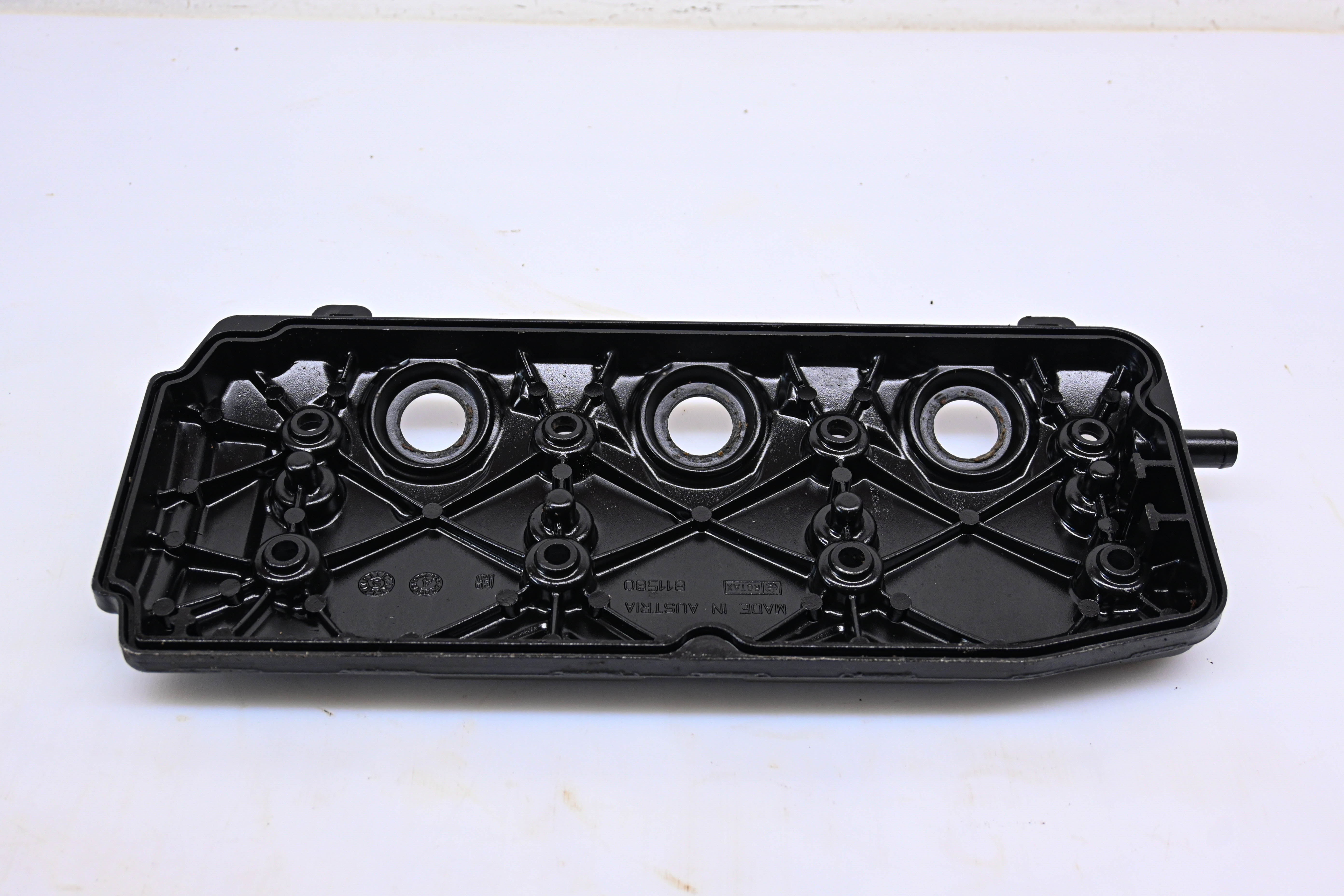 05 Sea-Doo GTX 4TEC Valve Cover