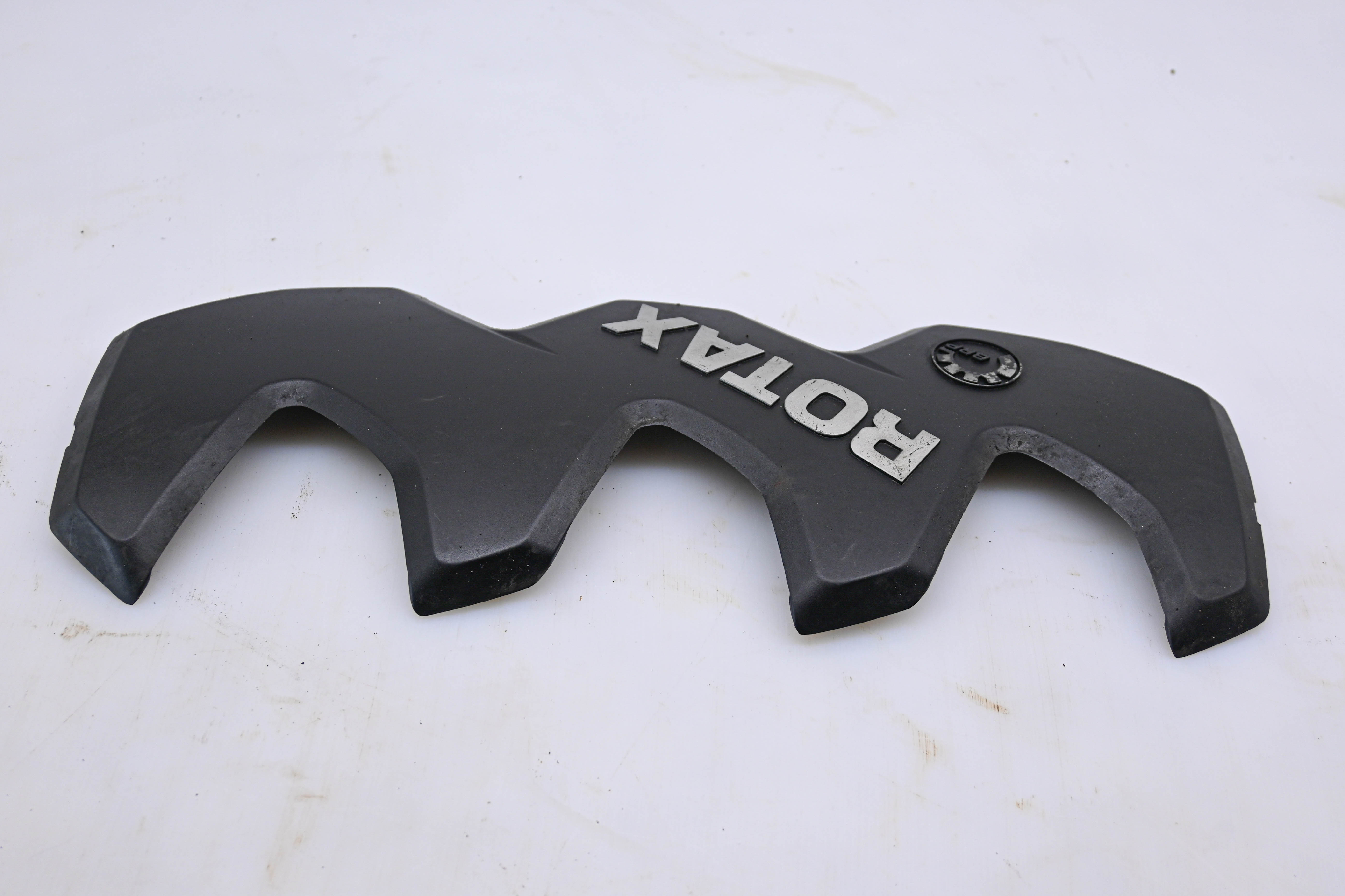 05 Sea-Doo GTX 4TEC Valve Cover Protector