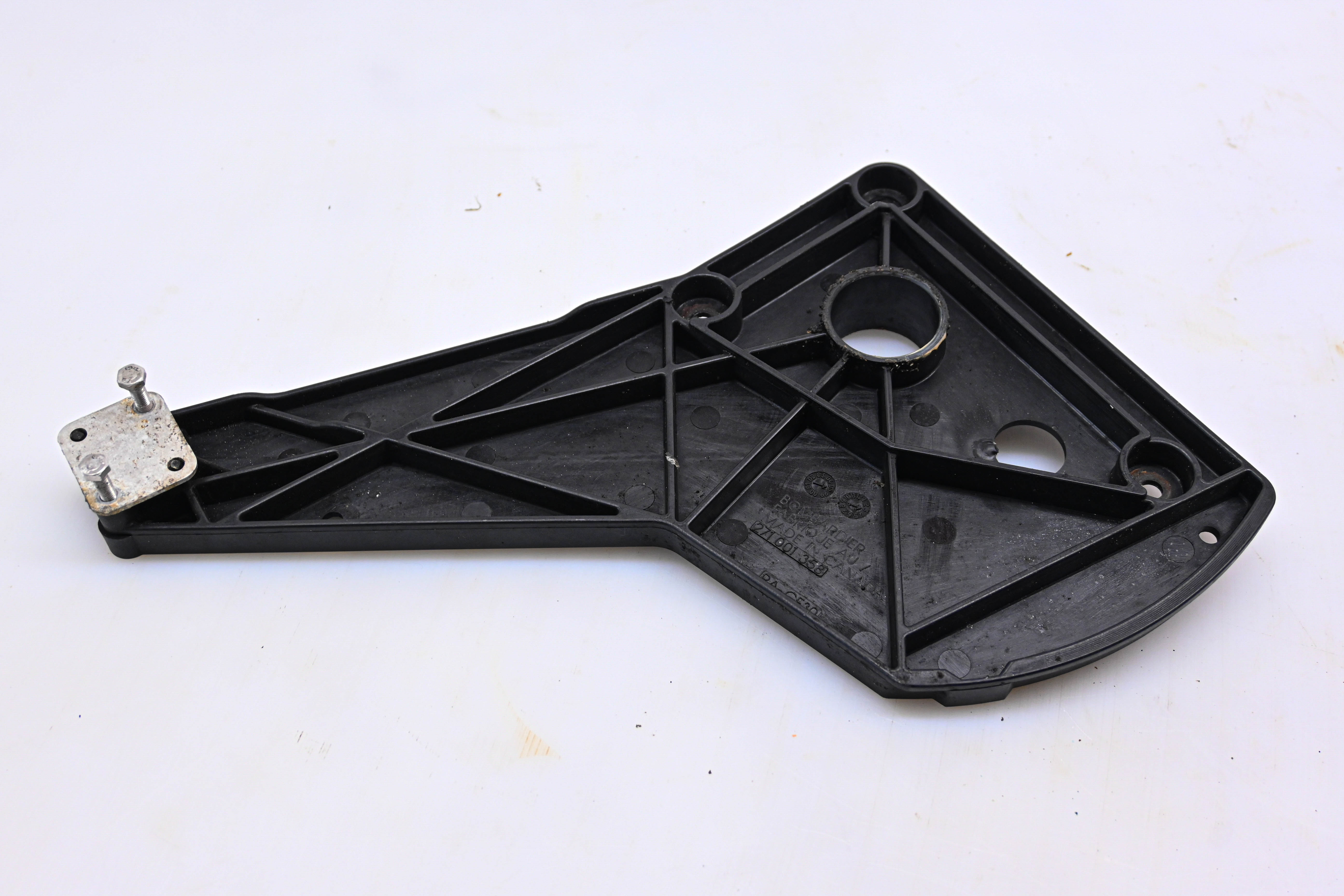 05 Sea-Doo GTX 4TEC Reverse Cable Support