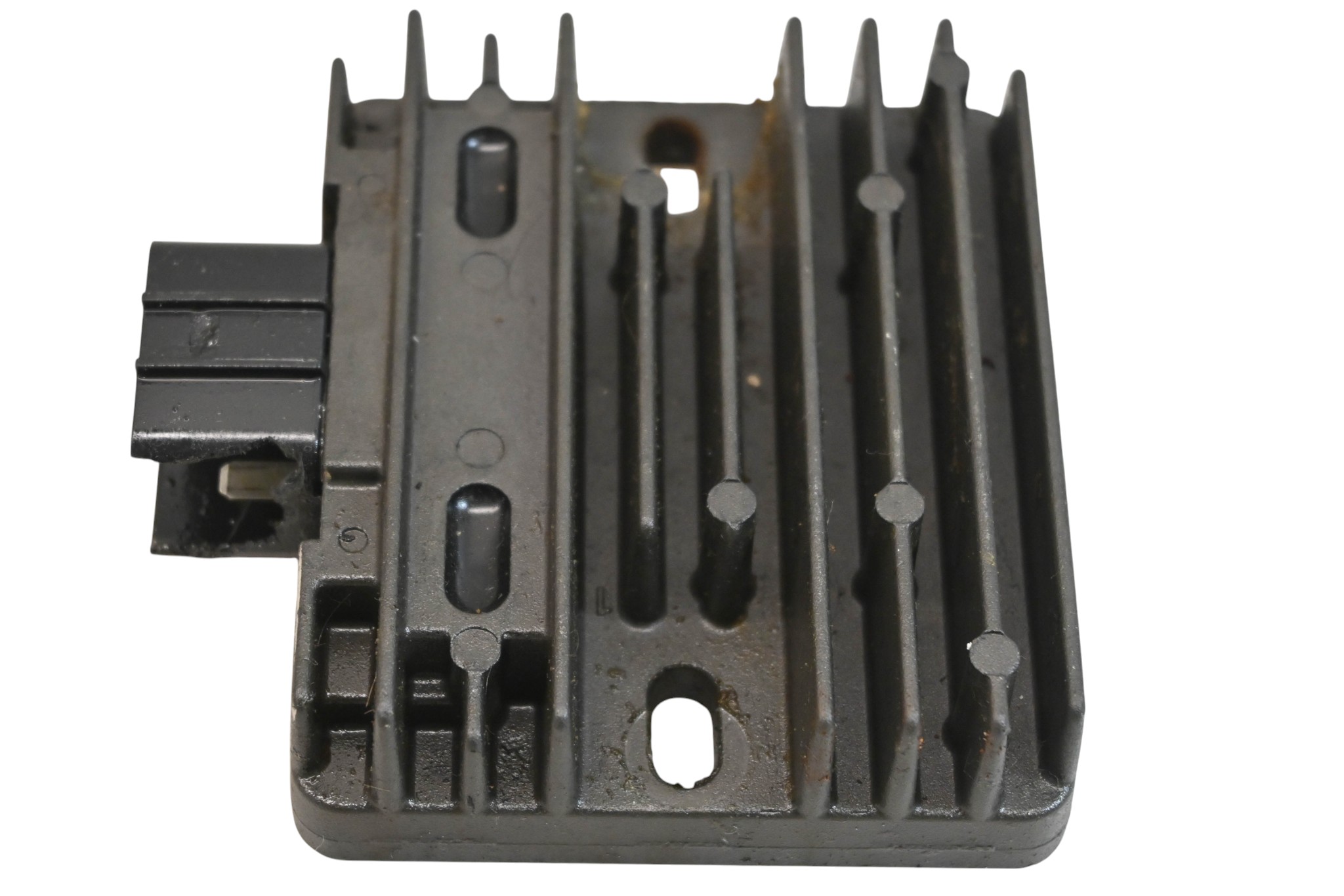 04 Honda Aquatrax R-12X Regulator Rectifier ARX1200