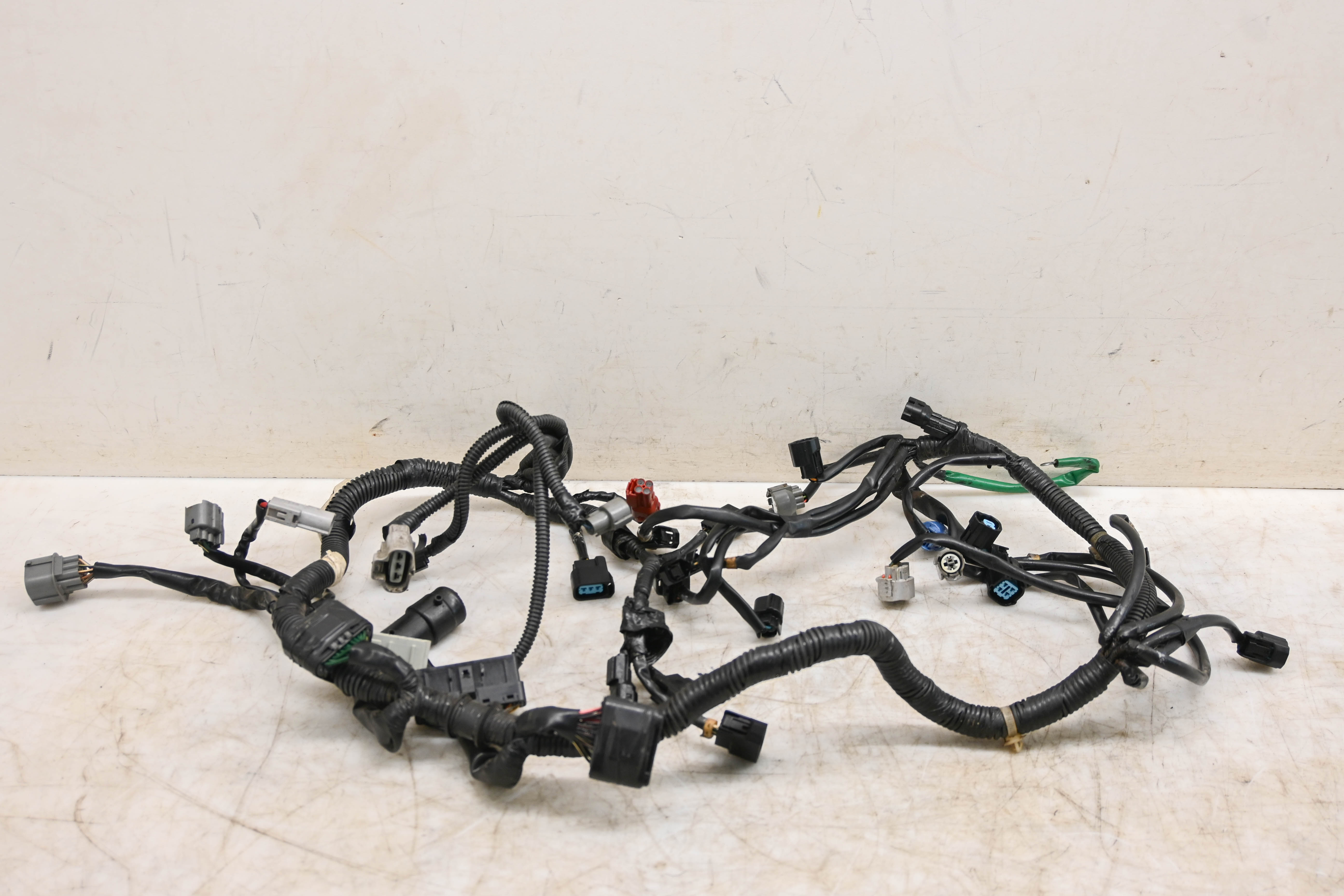 04 Honda Aquatrax R-12X Engine Wire Harness Electrical Wiring ARX1200