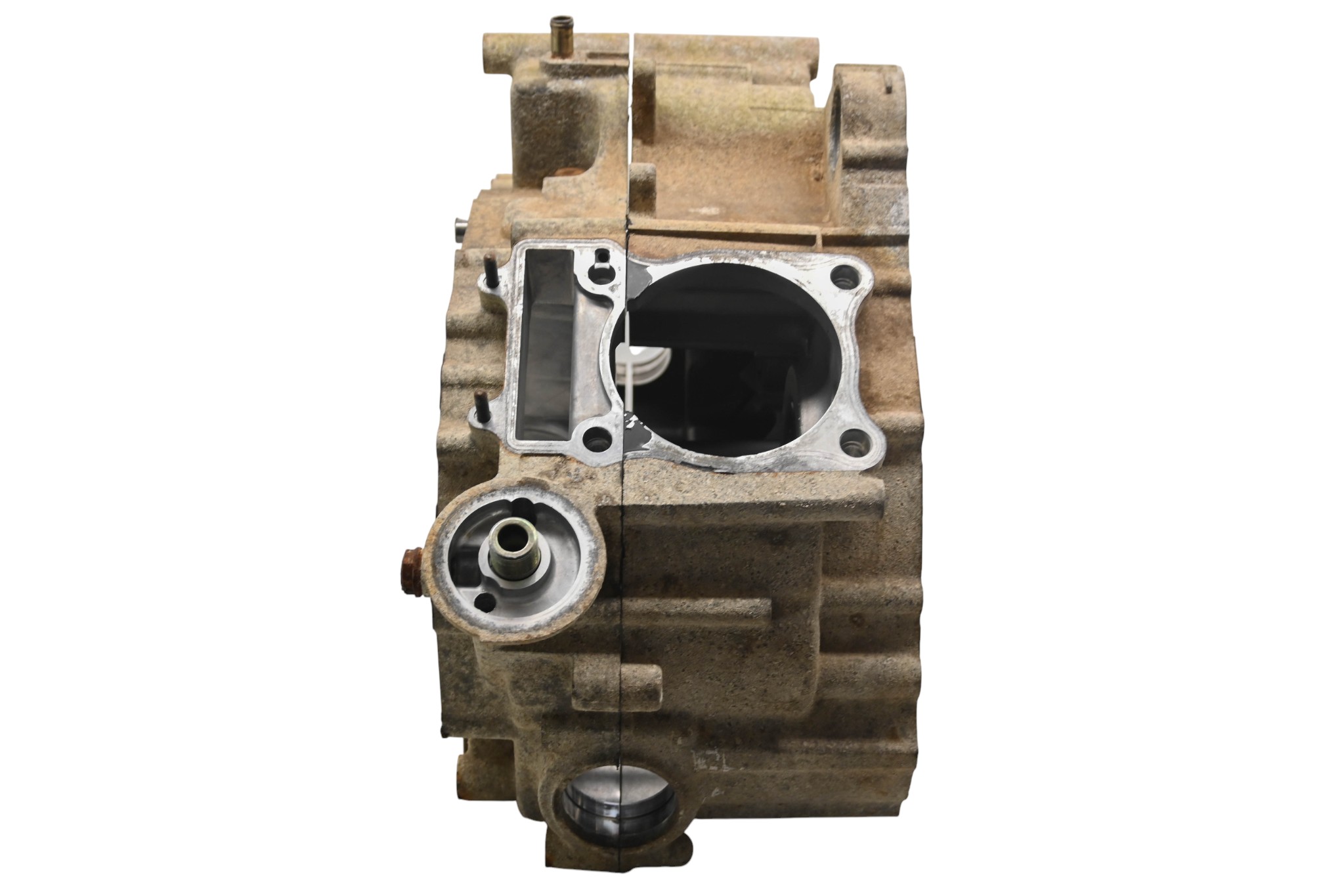 05 Arctic Cat 500 TBX 4x4 Crankcase Center Crank Case