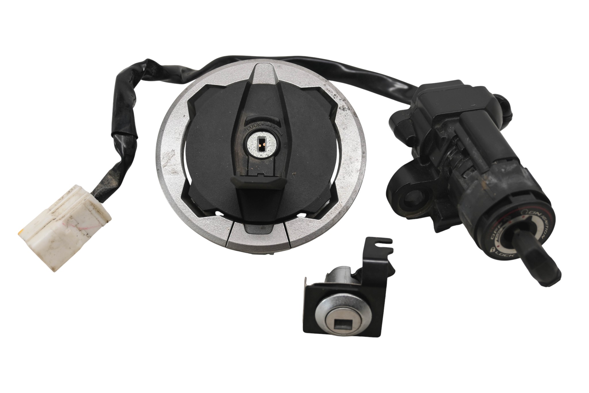 23 Kawasaki Z400 ABS Key Switch Gas Cap & Seat Lock Set ER400D