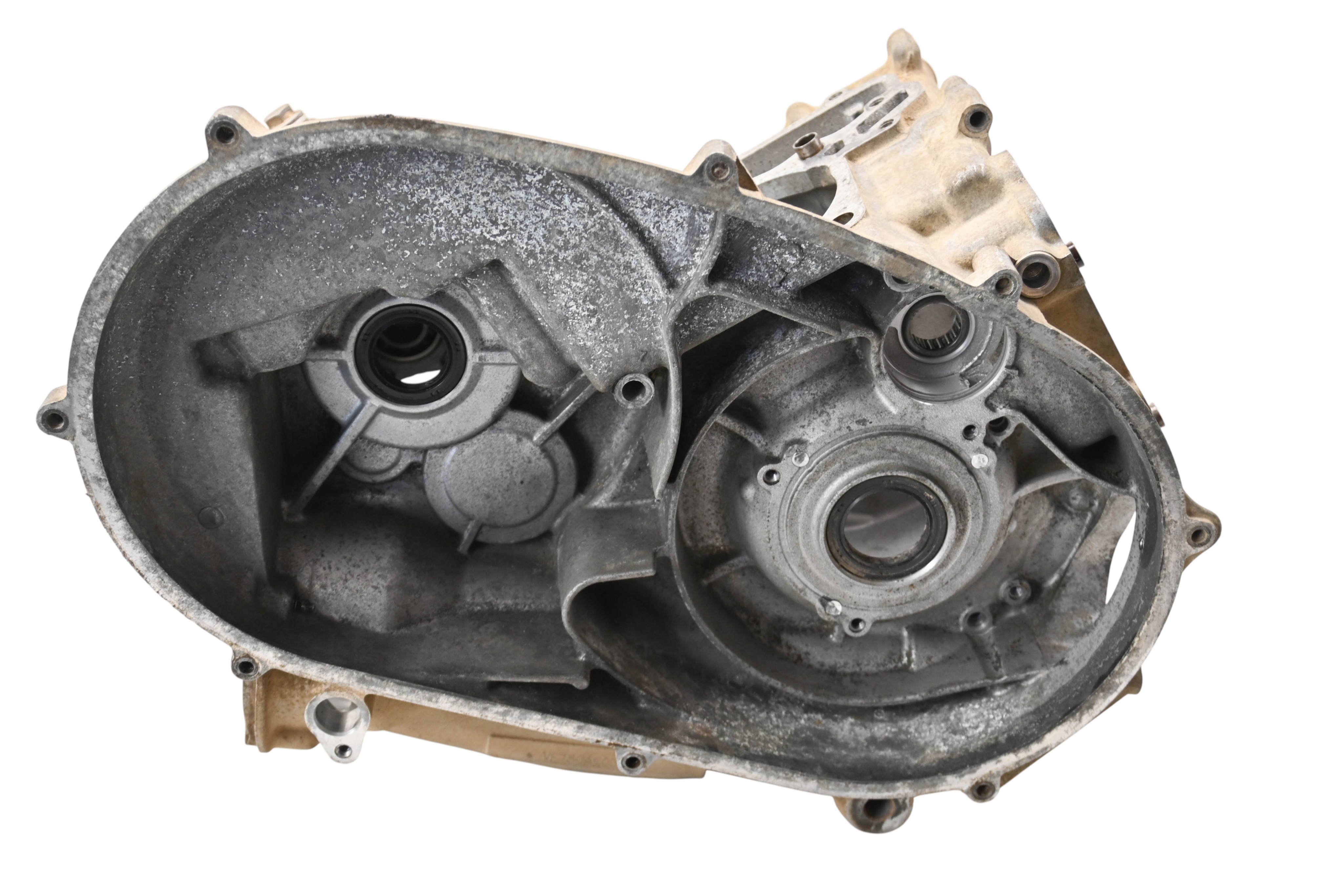 06 Kawasaki Brute Force KVF750B Crankcase Center Crank Case