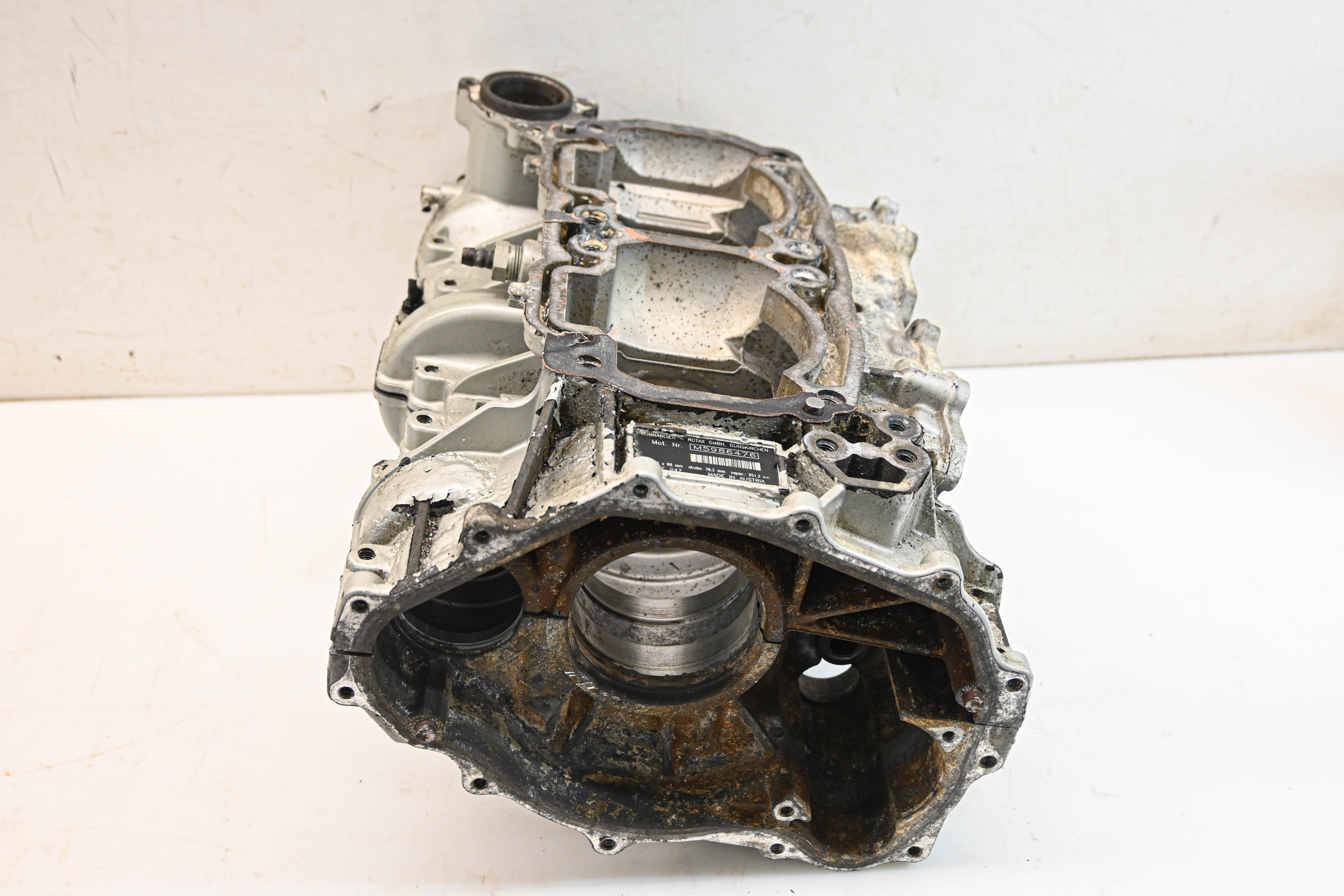 03 Sea-Doo GTX DI Crankcase Center Crank Case