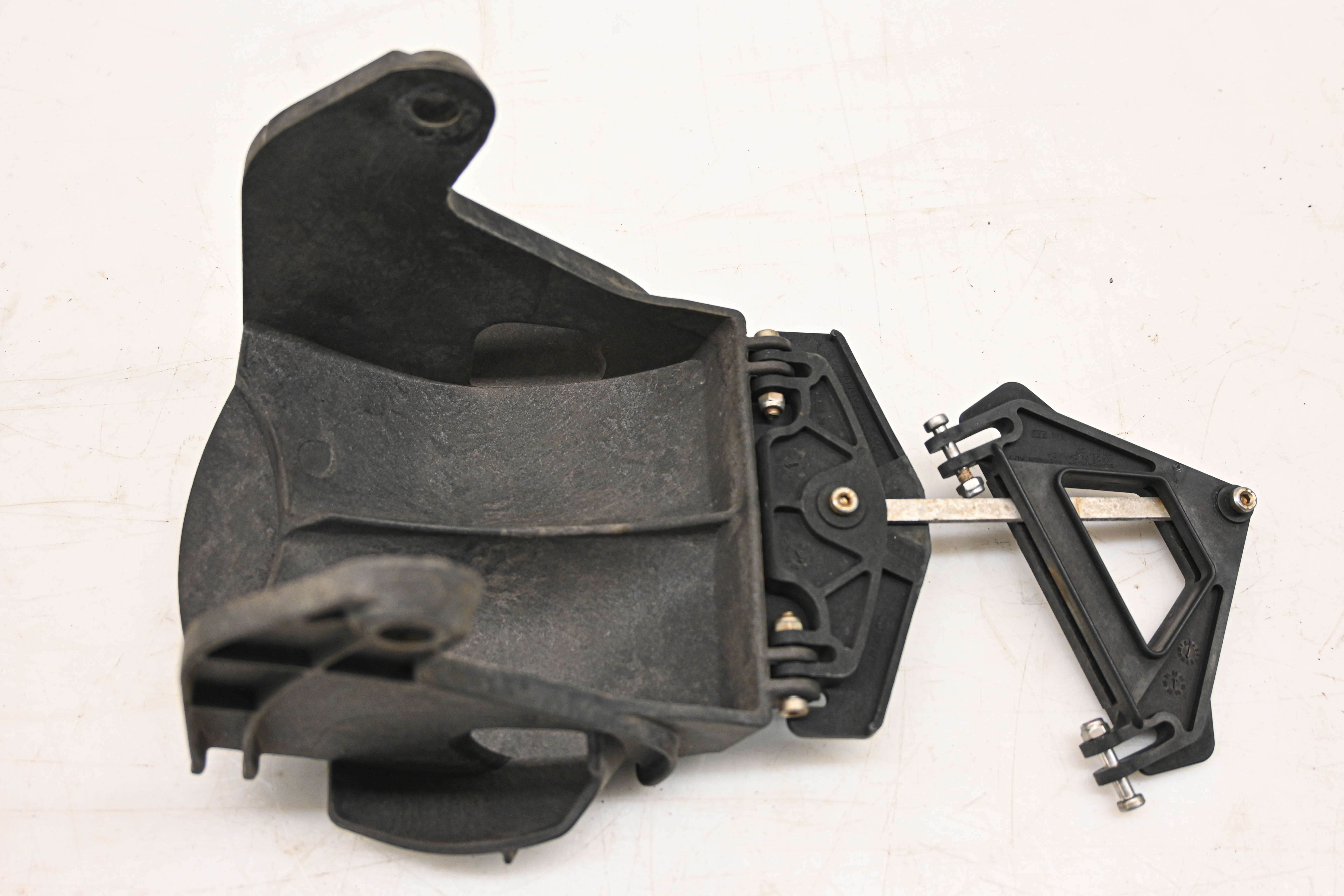 03 Sea-Doo GTX DI Reverse Gate & Bracket