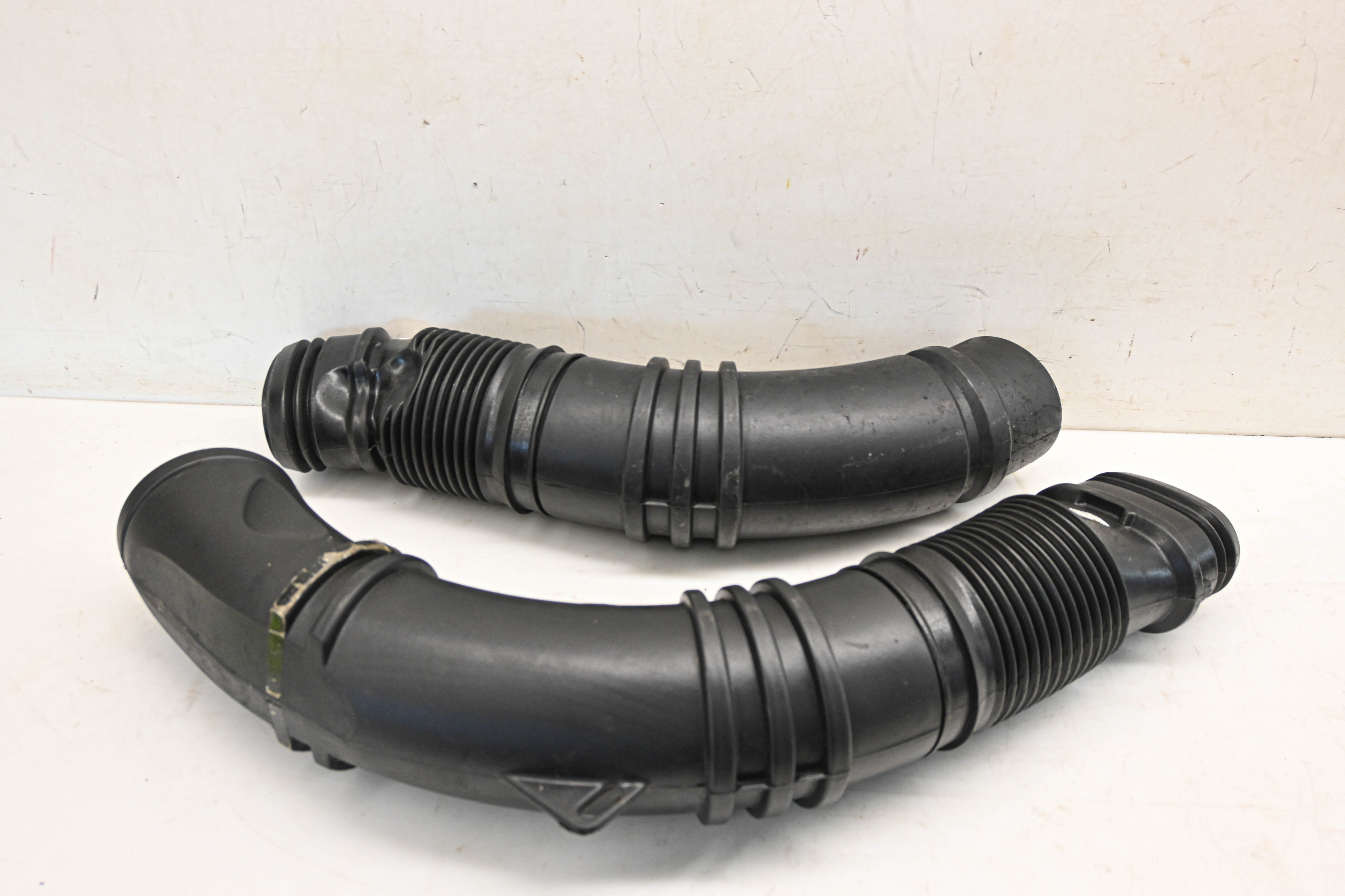 03 Sea-Doo GTX DI Hull Ventillation Tubes Intake